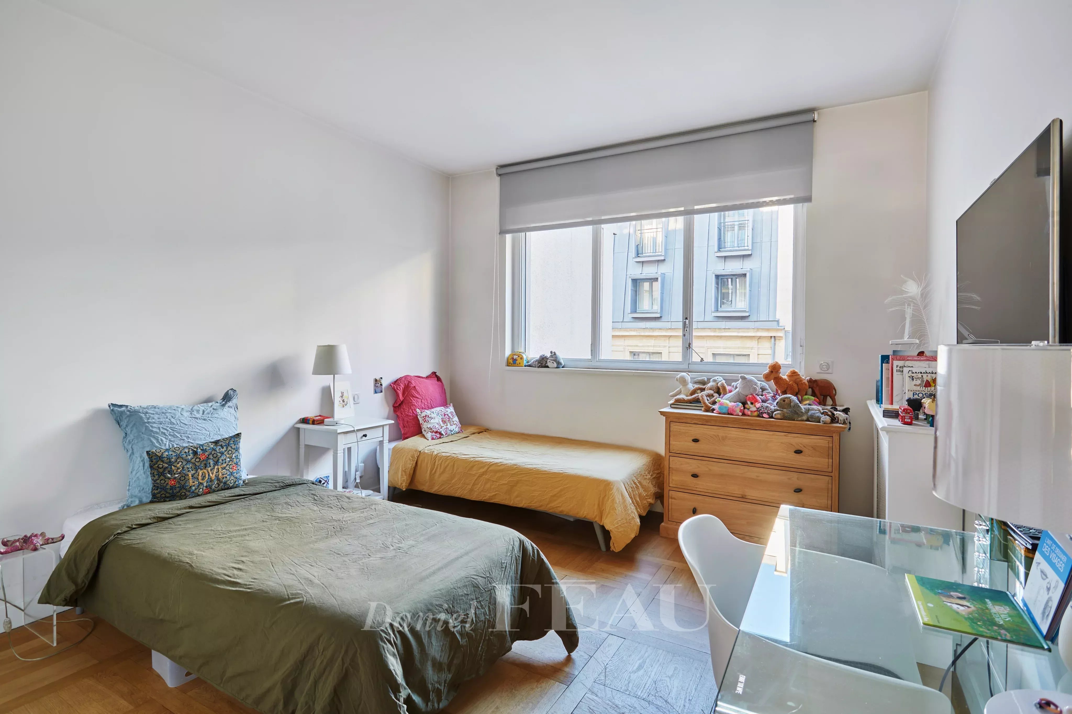 Sale Apartment Paris 16th