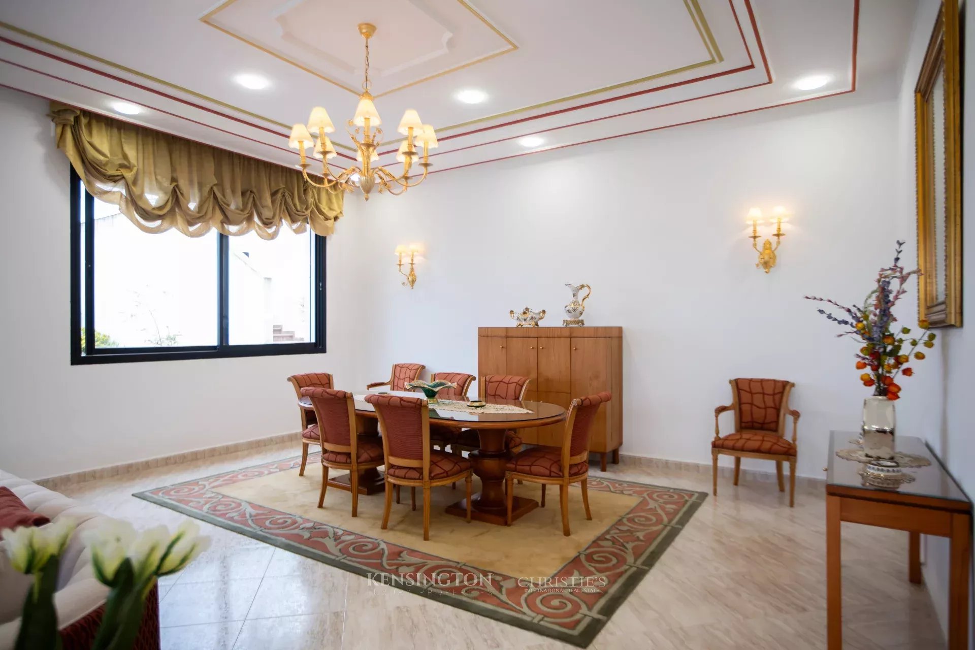4 Bedroom Villa/Townhouse's Image 13