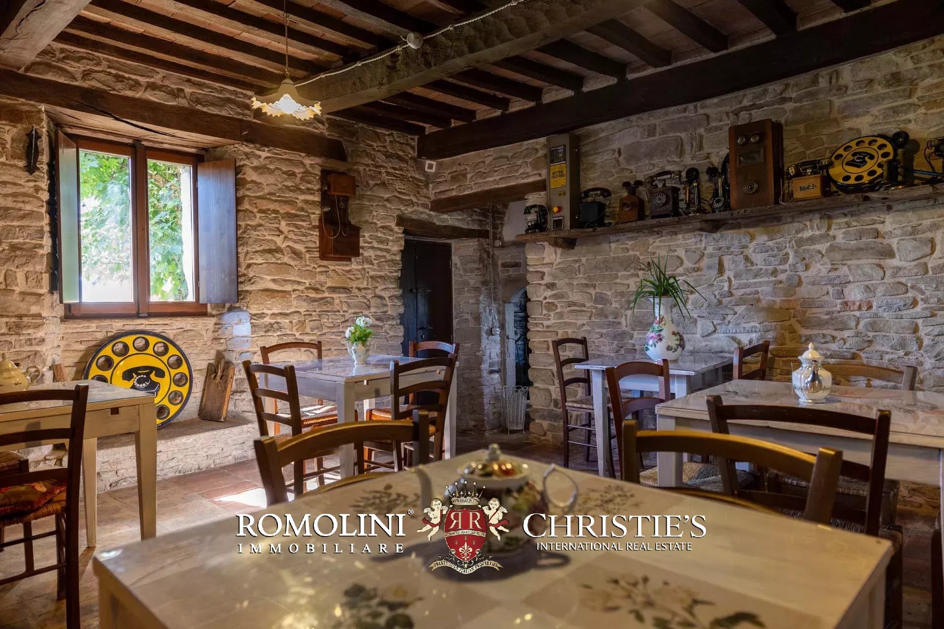 10 Bedroom Chateau's Image 82
