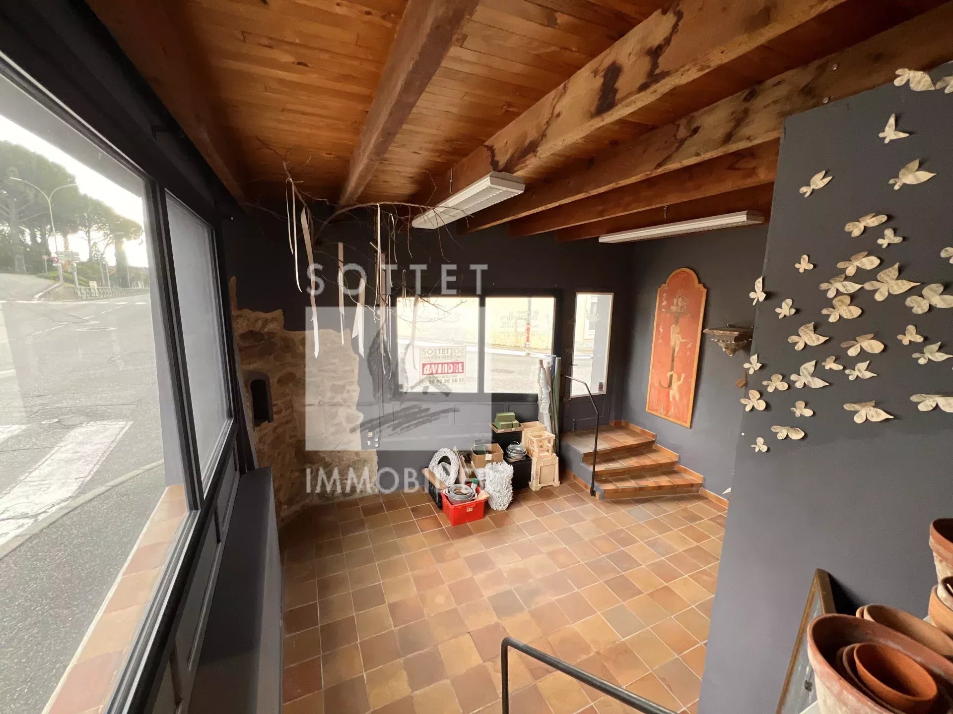 Agence immobilière de 