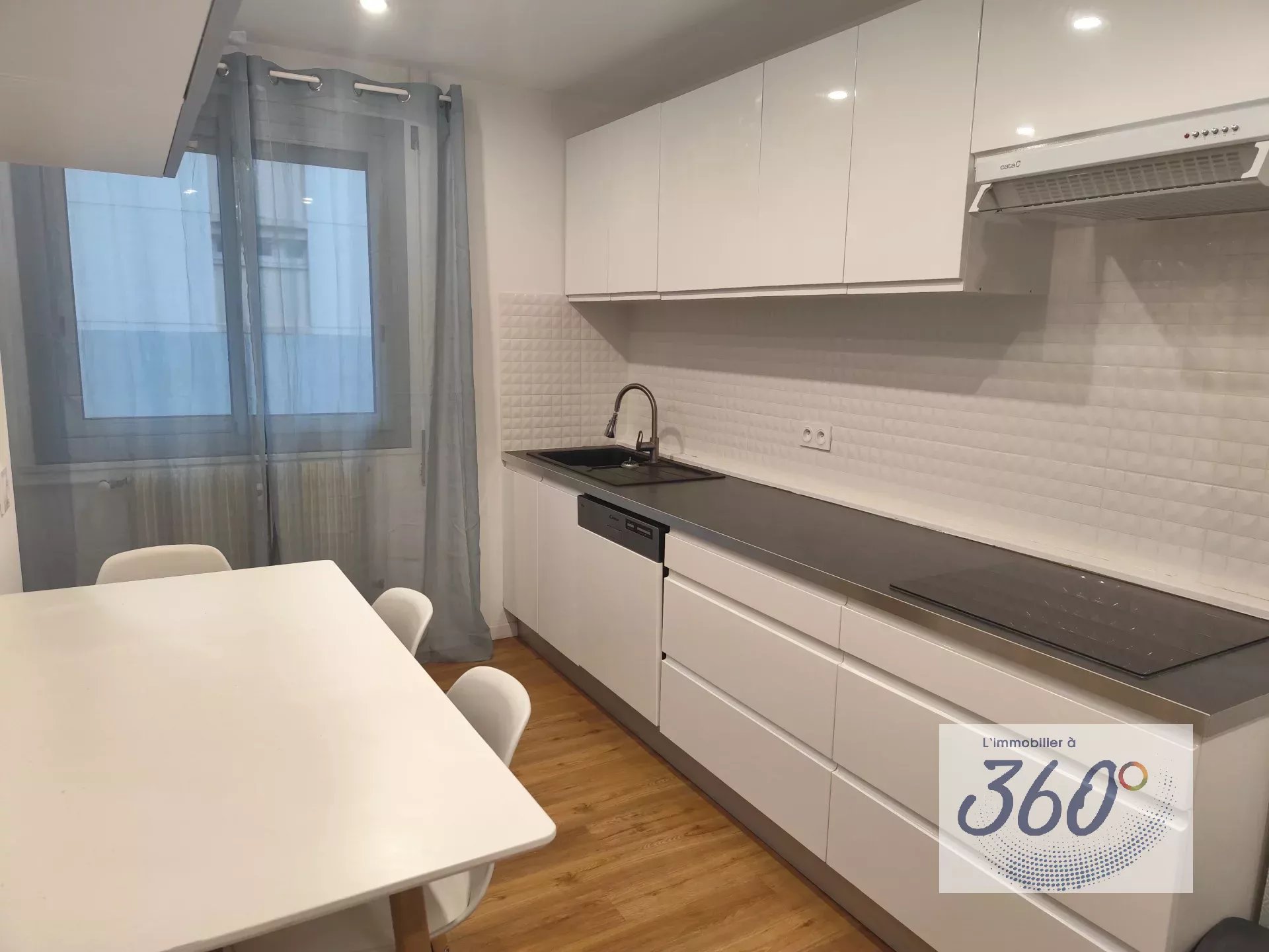 Agence immobilière de 