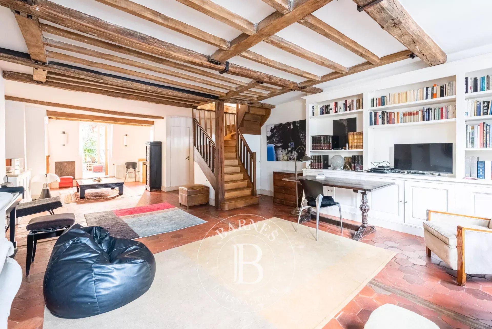 Daire Paris 4ème - picture 11