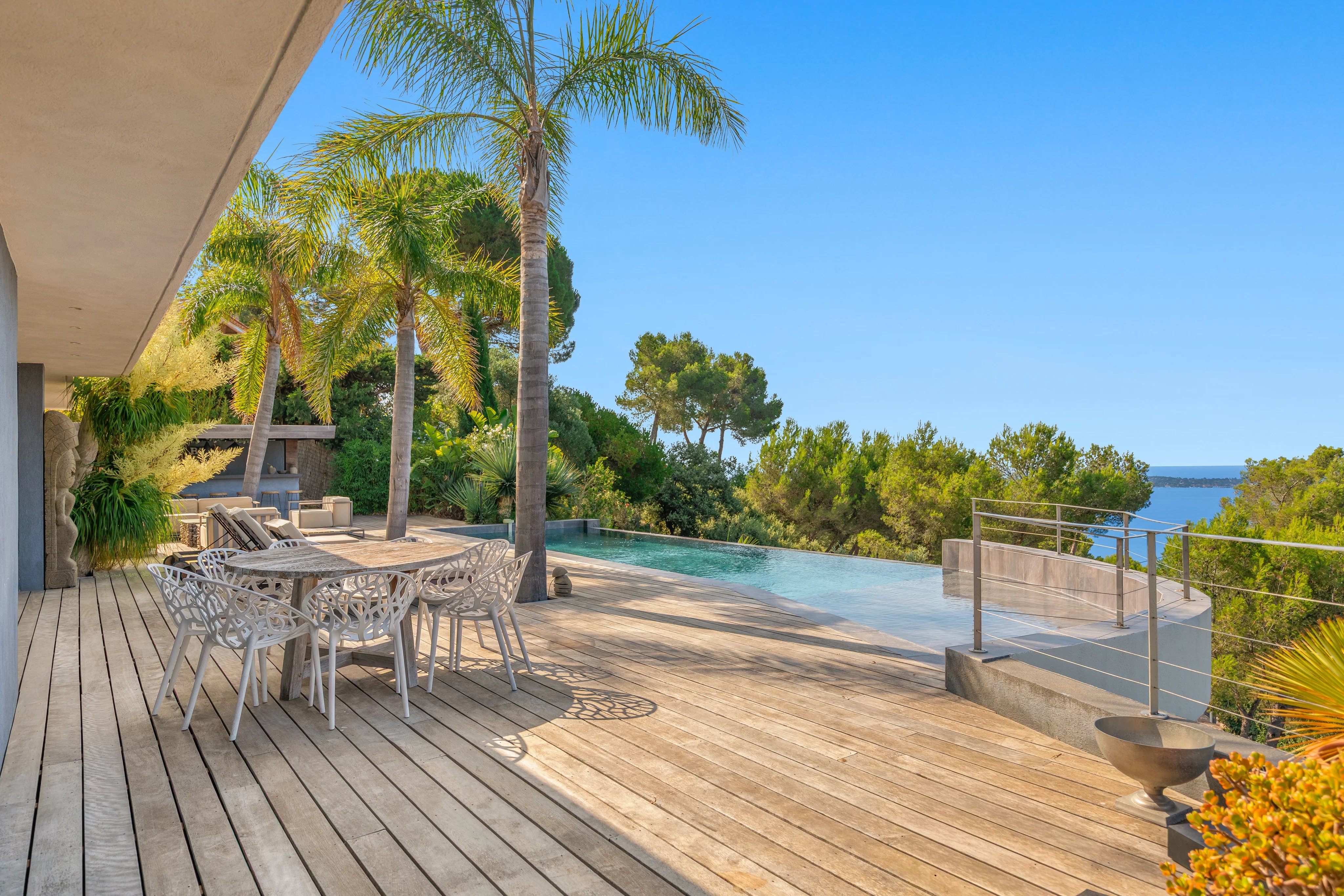 Exclusive Listing – Architect Villa with Heated Infinity Pool & Panoramic Sea Views