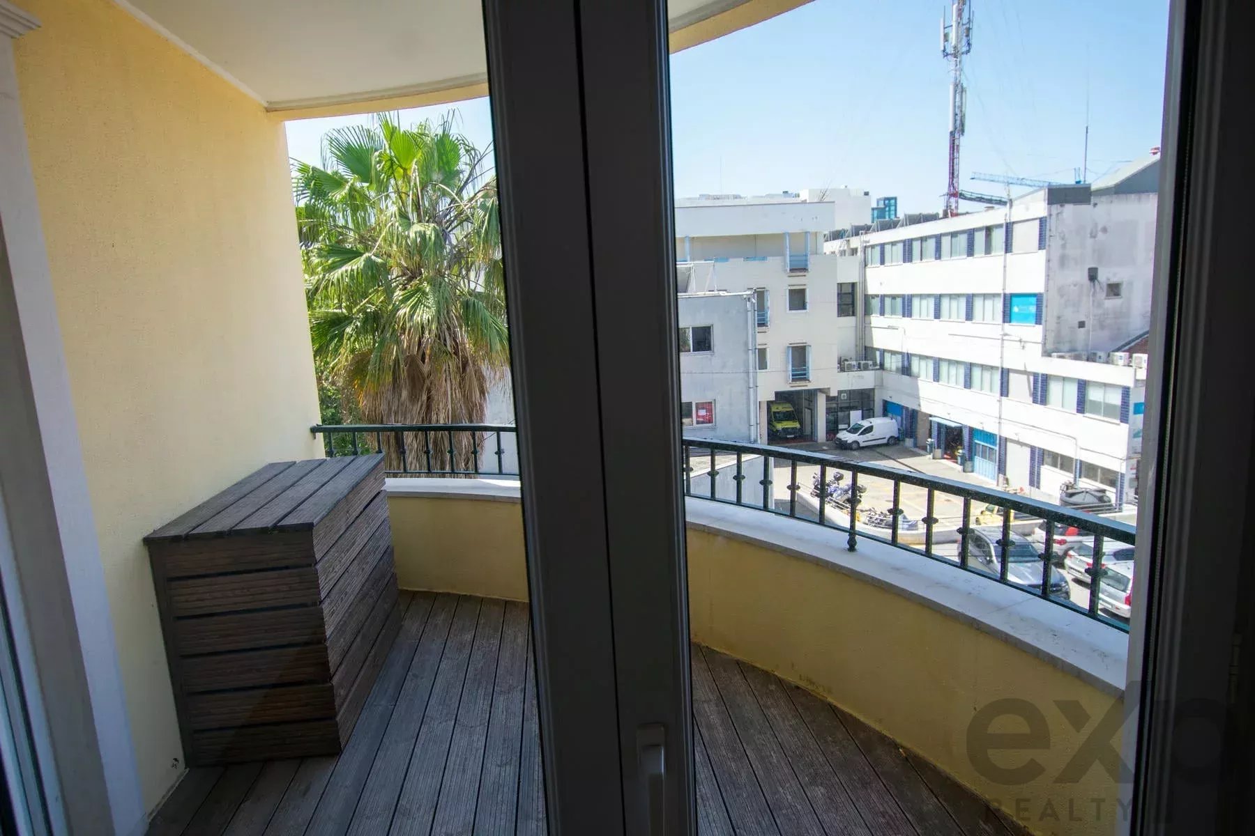 Penthouse Luxury with Sea & Harbour Views in Prime Estoril 85996079 image 24