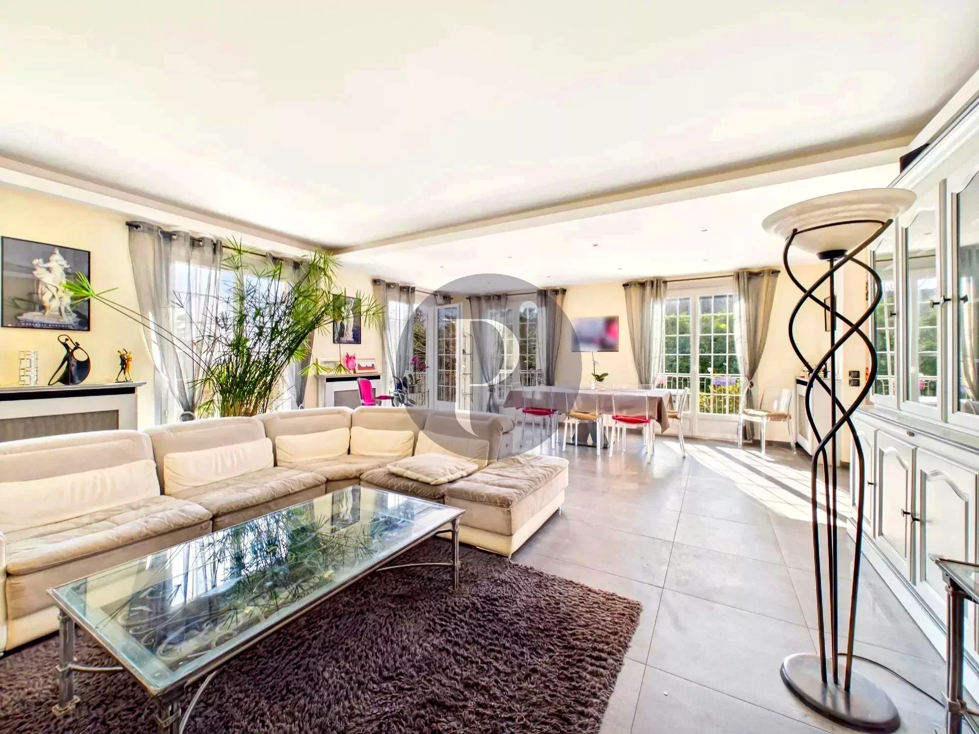 vente-maison-8-pieces-verrieres-le-buisson-85103086