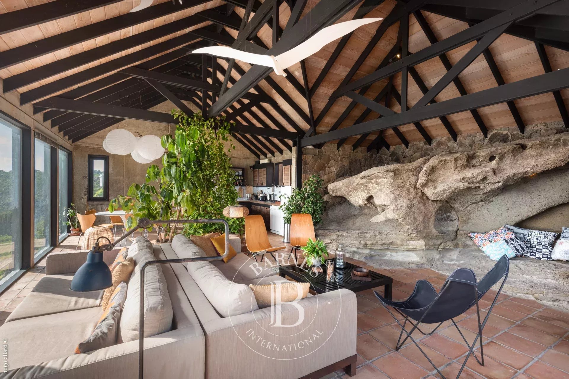 Belle villa contemporaine à vendre à Pointe Milou