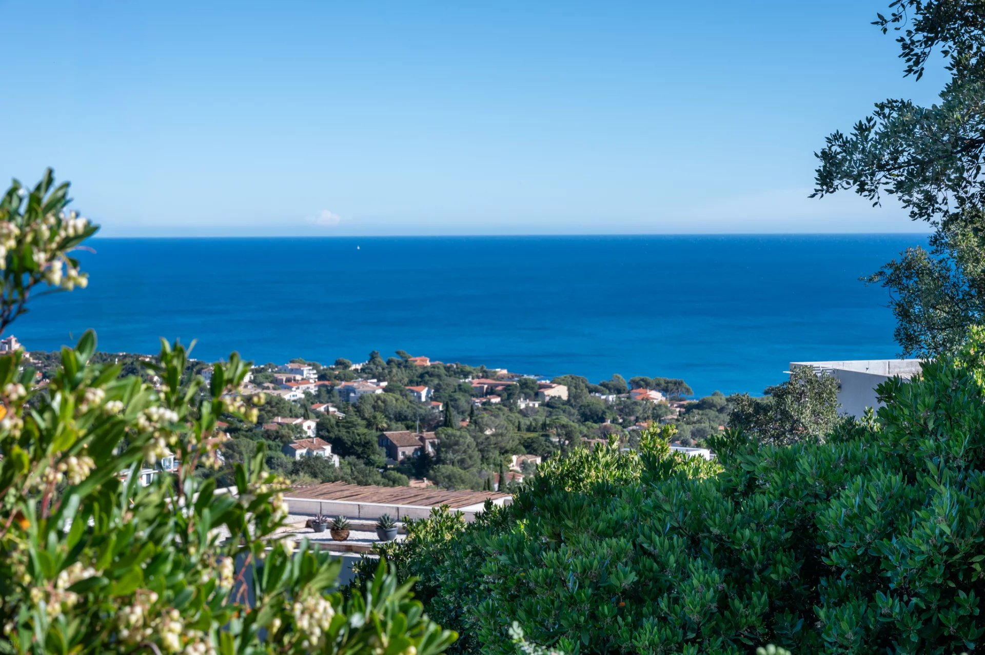 Sale Building land Roquebrune-sur-Argens