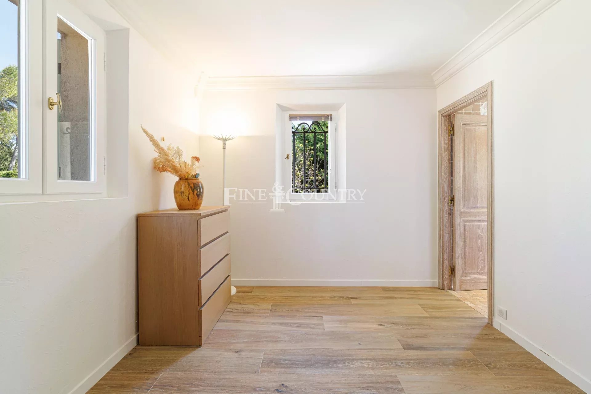Photo of Villa For Sale in Mougins
