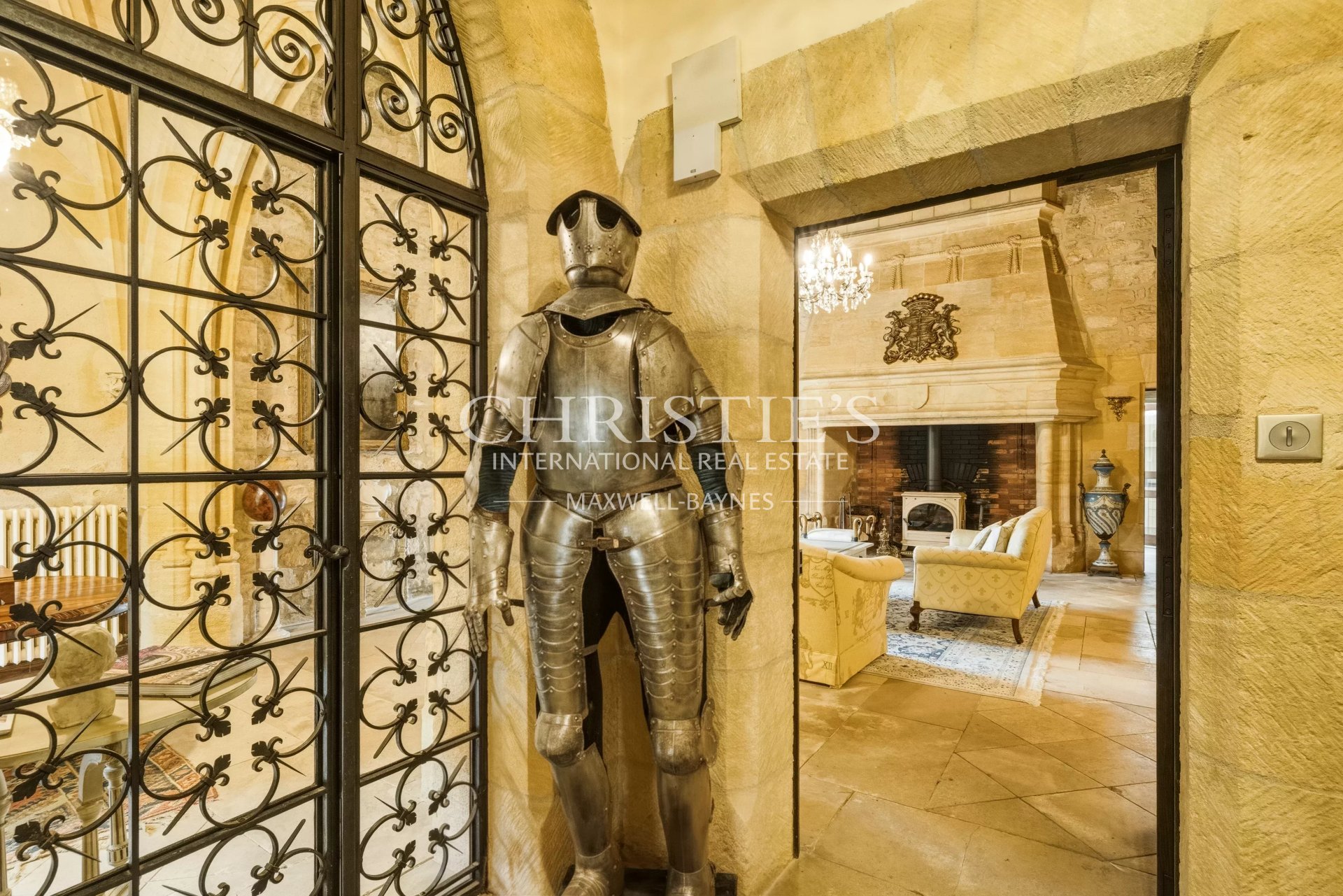 10 Bedroom Chateau's Image 7