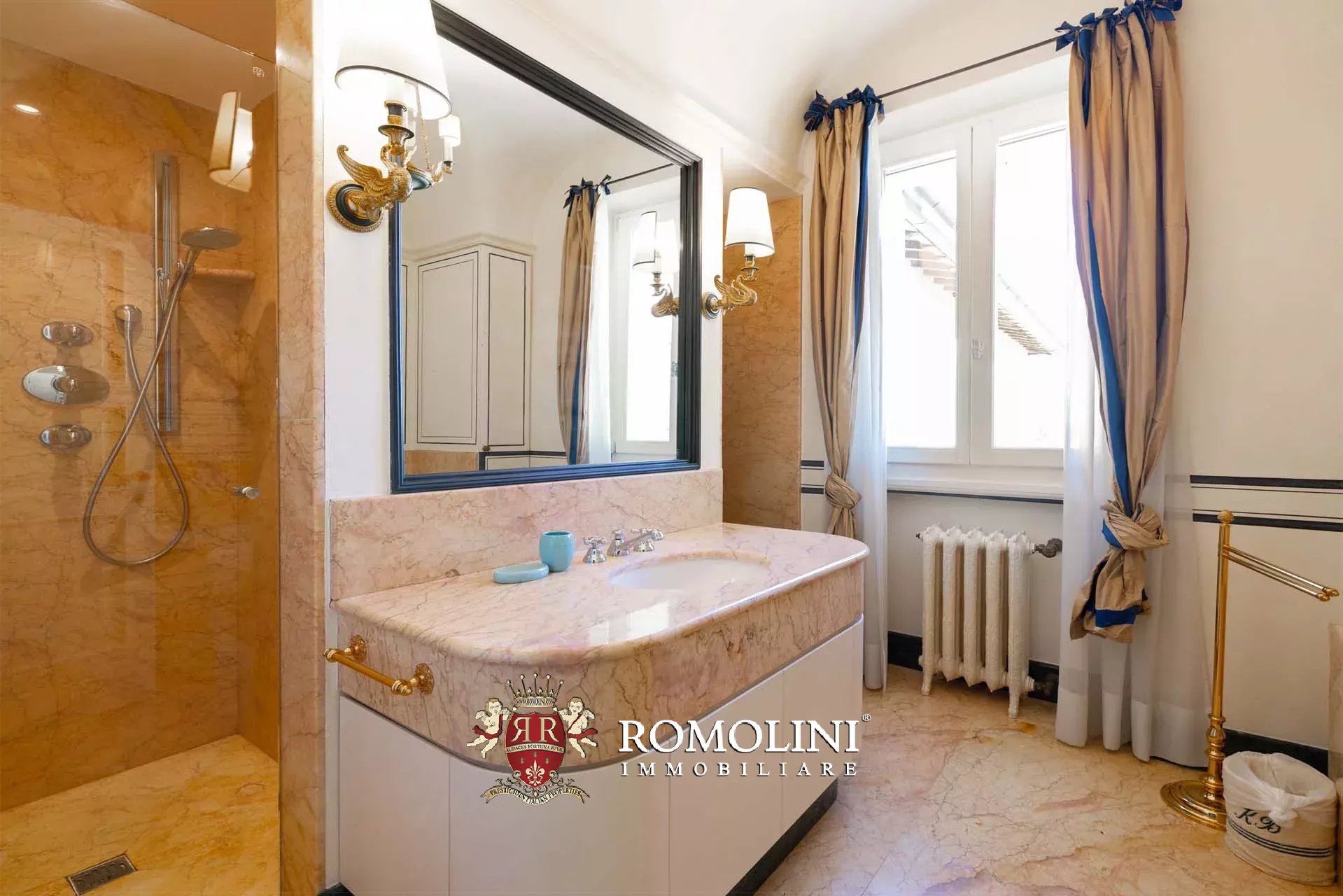 12 Bedroom Villa/Townhouse's Image 81