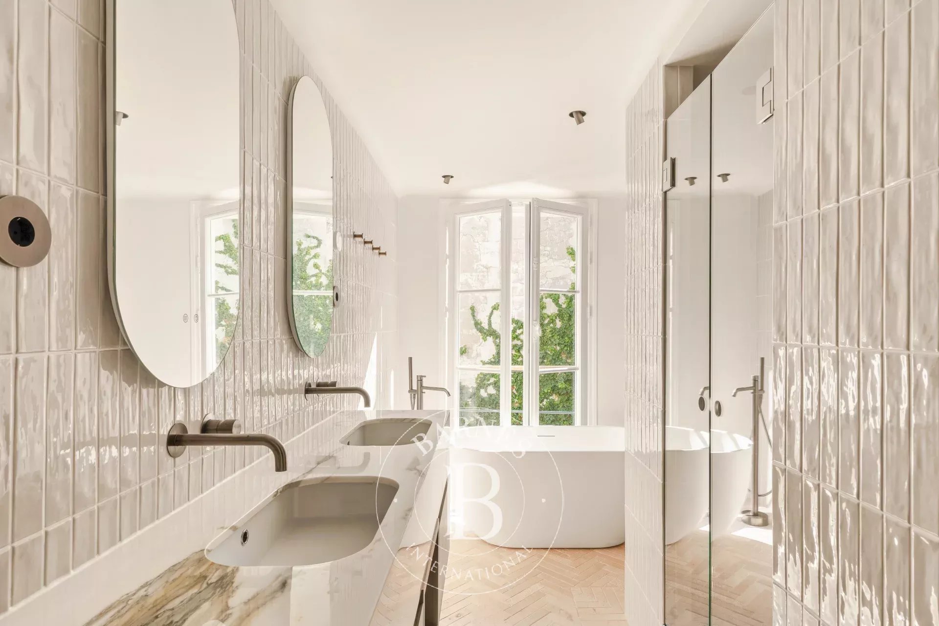 Paris  - Apartment 2 Bedrooms - picture 13