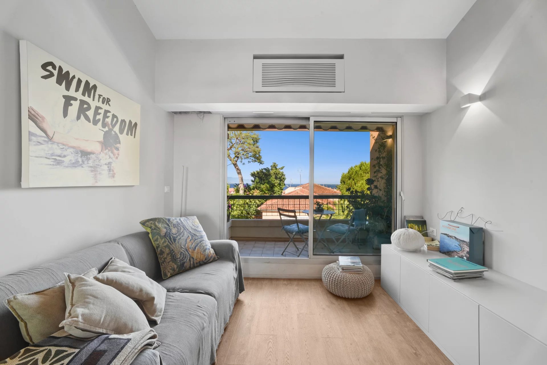 Elégant appartement avec vue mer panoramique