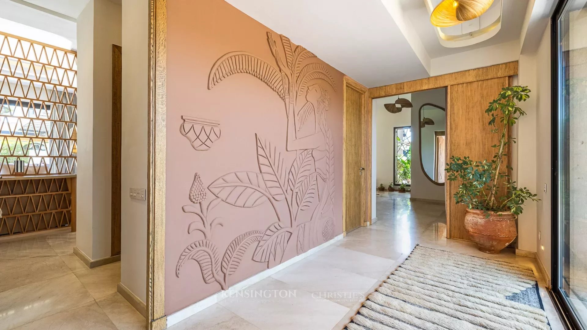 5 Bedroom Villa/Townhouse's Image 24