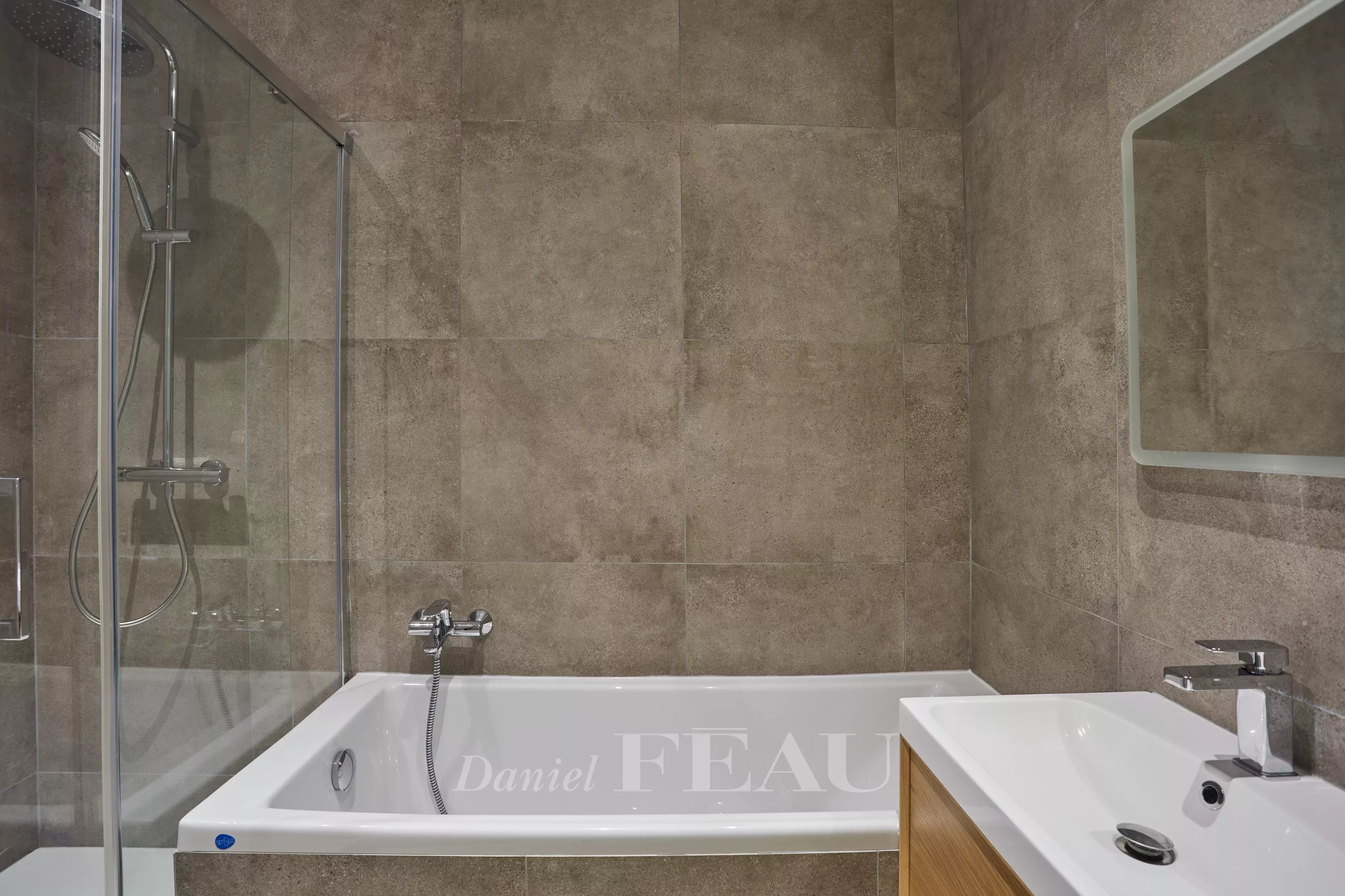 Location Appartement Paris 16ème