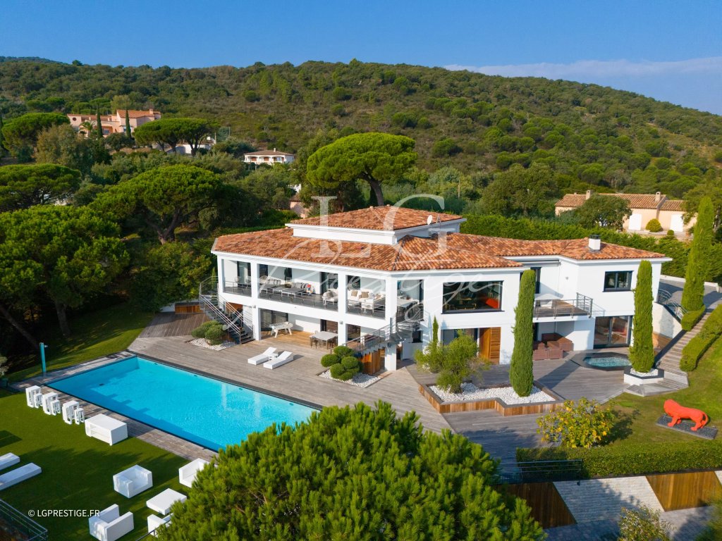 Villa for sale in Sainte Maxime — Luxury Contemporary Villa Sainte-Maxime | French Riviera Family Estate