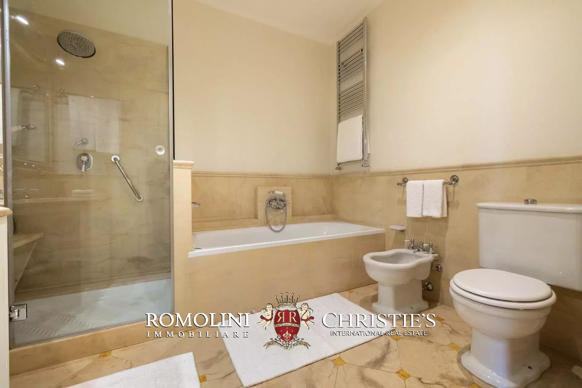 16 Bedroom Villa/Townhouse's Image 99