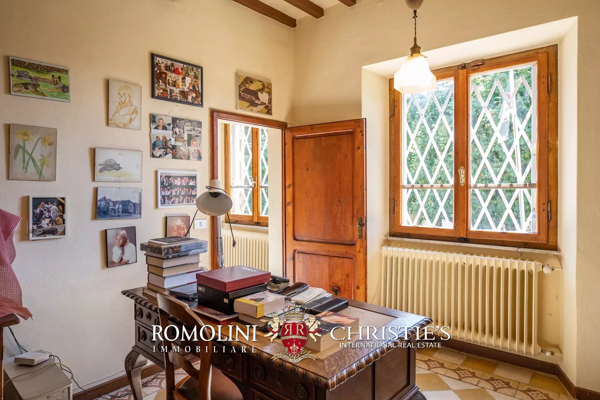 8 Bedroom Villa/Townhouse's Image 92