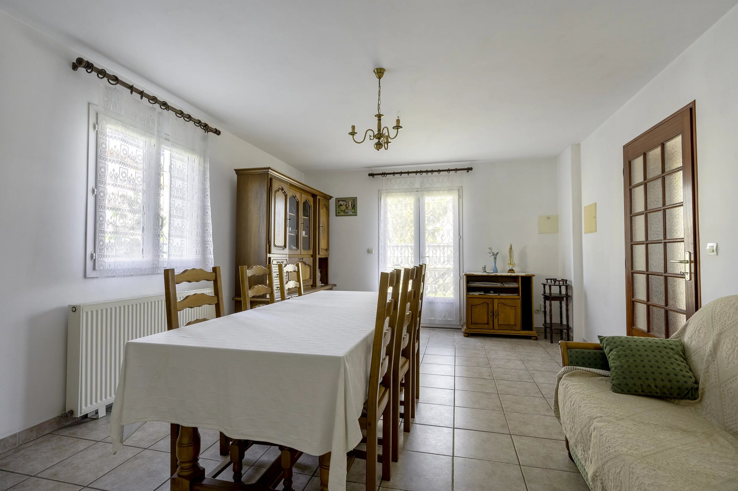 Maison familiale avec jardin proche centre-ville - Photo 3
