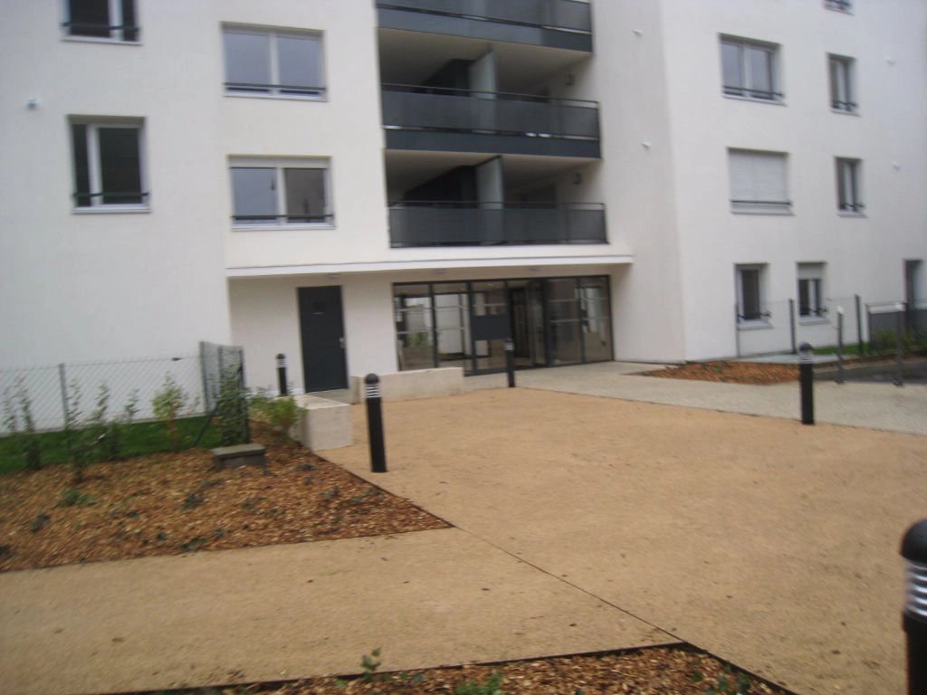 480895 Location Lyon 9ème
