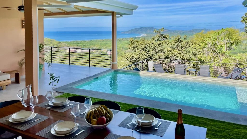 EXCLUSIVITÉ - Villa de luxe avec vue panoramique sur l'océan à Tamarindo