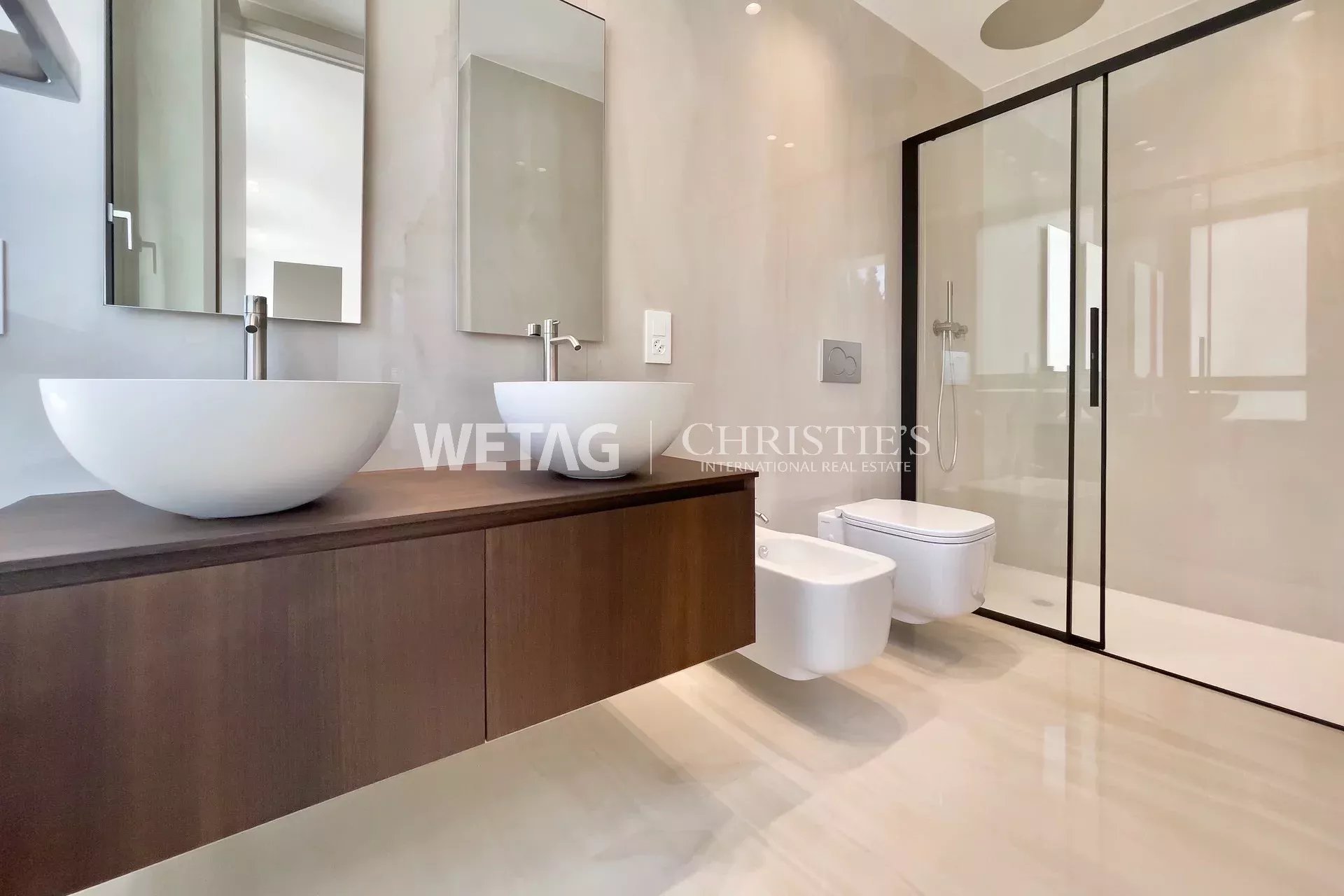3 Bedroom Apartment/Flat's Image 5