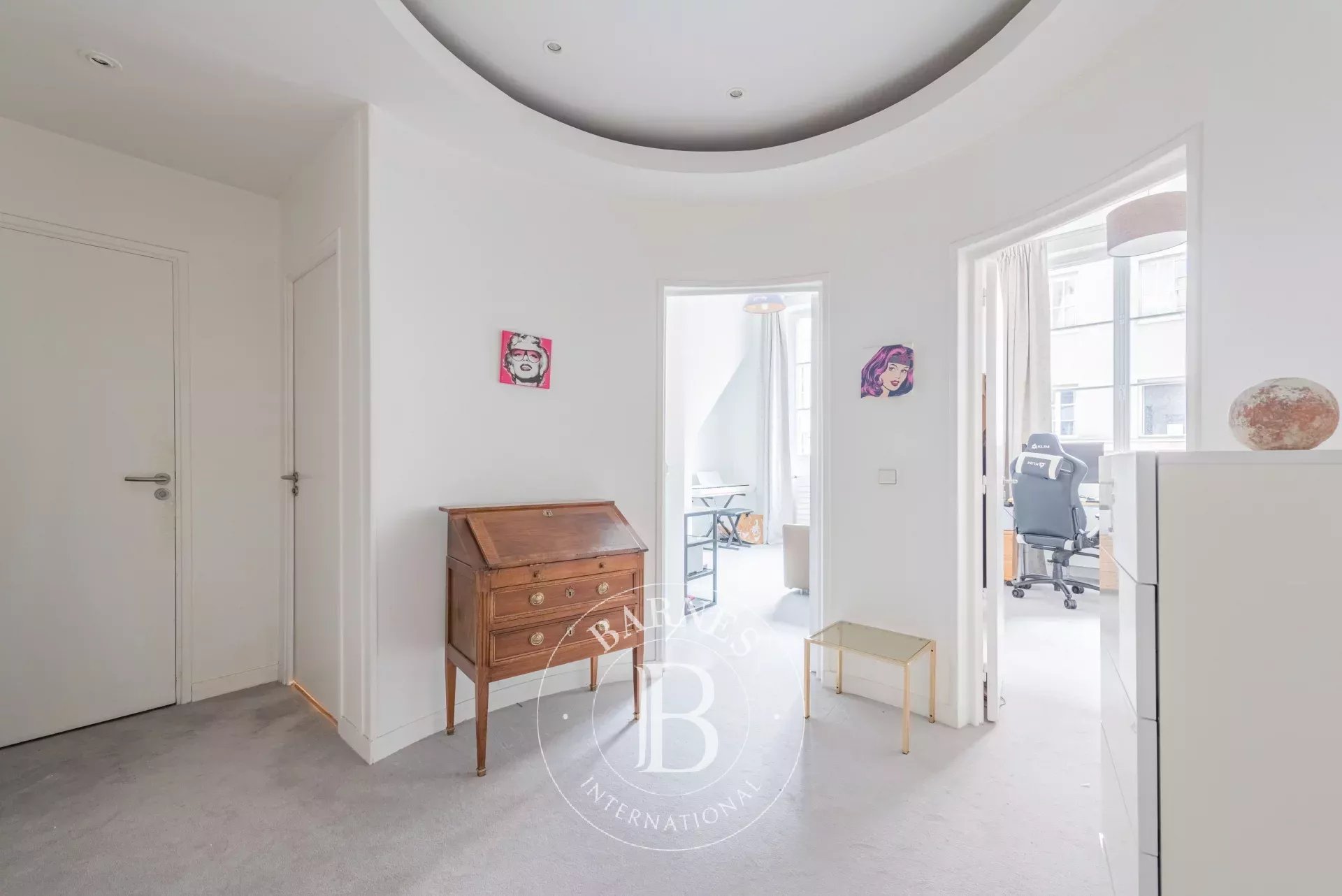 Daire Paris 3ème - picture 10