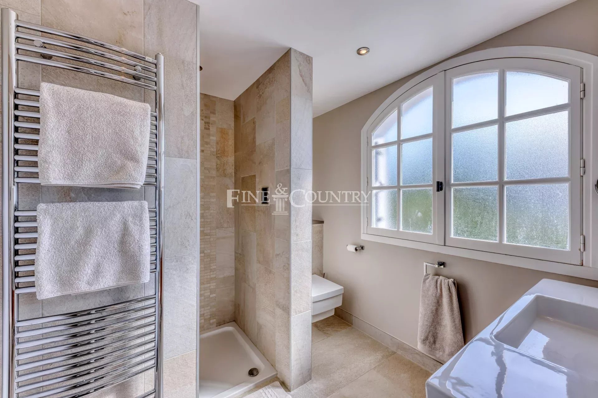 Photo of Villa for sale in Mandelieu with swimming pool and panoramic viewsl