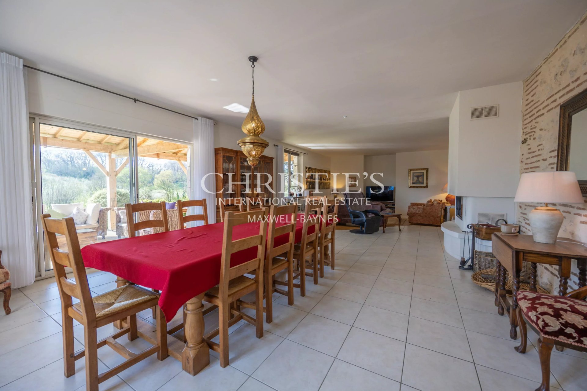 10 Bedroom Villa/Townhouse's Image 13