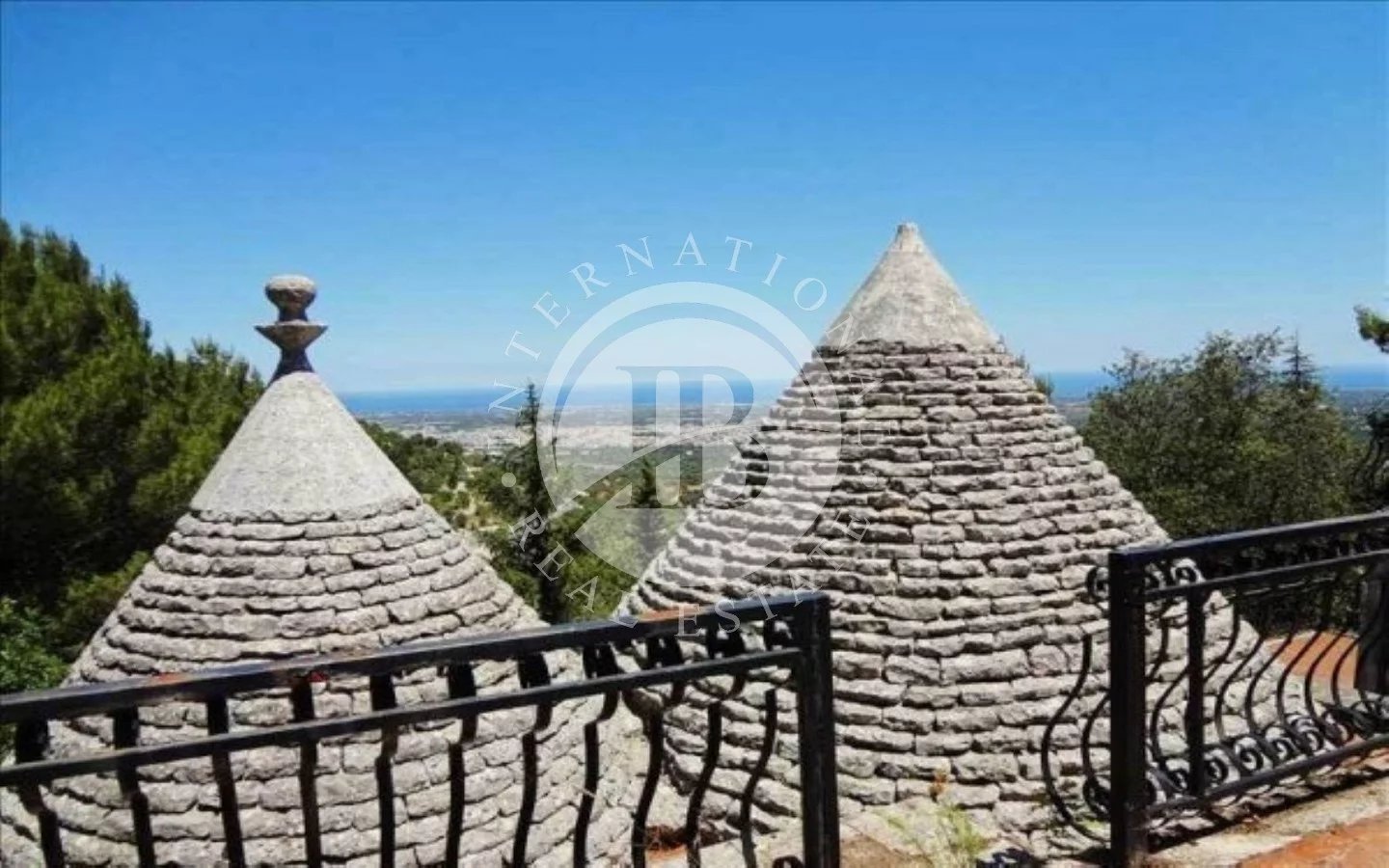 Villa in Fasano - view 1