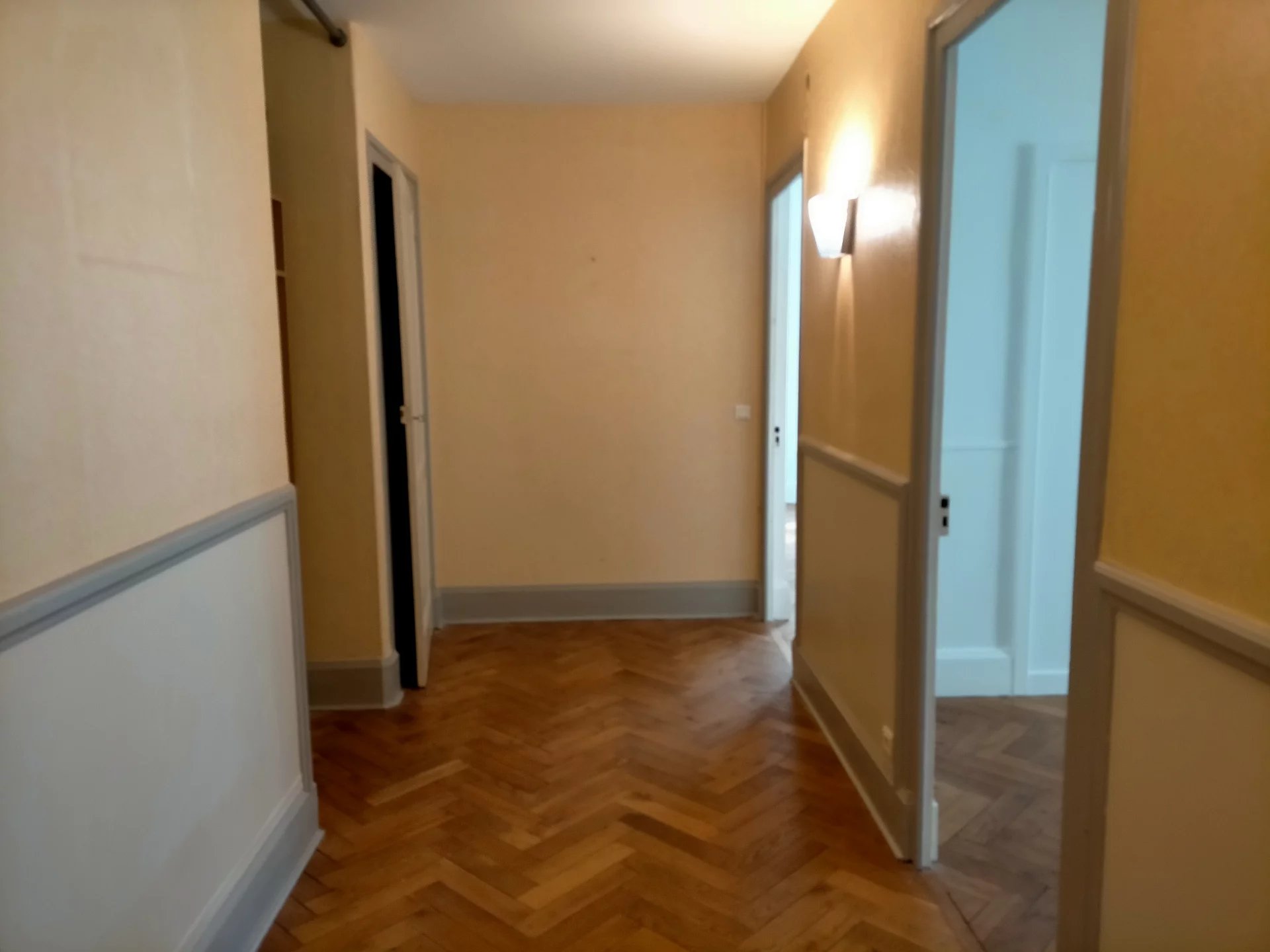 7152102 Location Lyon 7ème