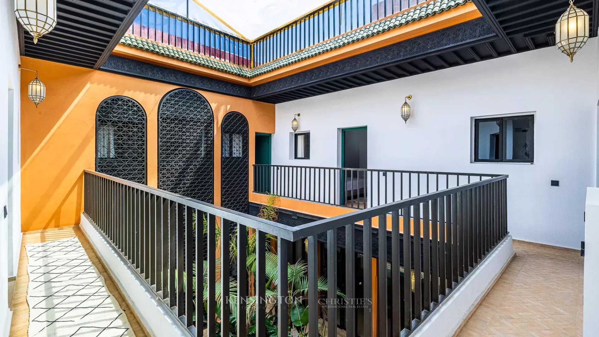 5 Bedroom Villa/Townhouse's Image 12