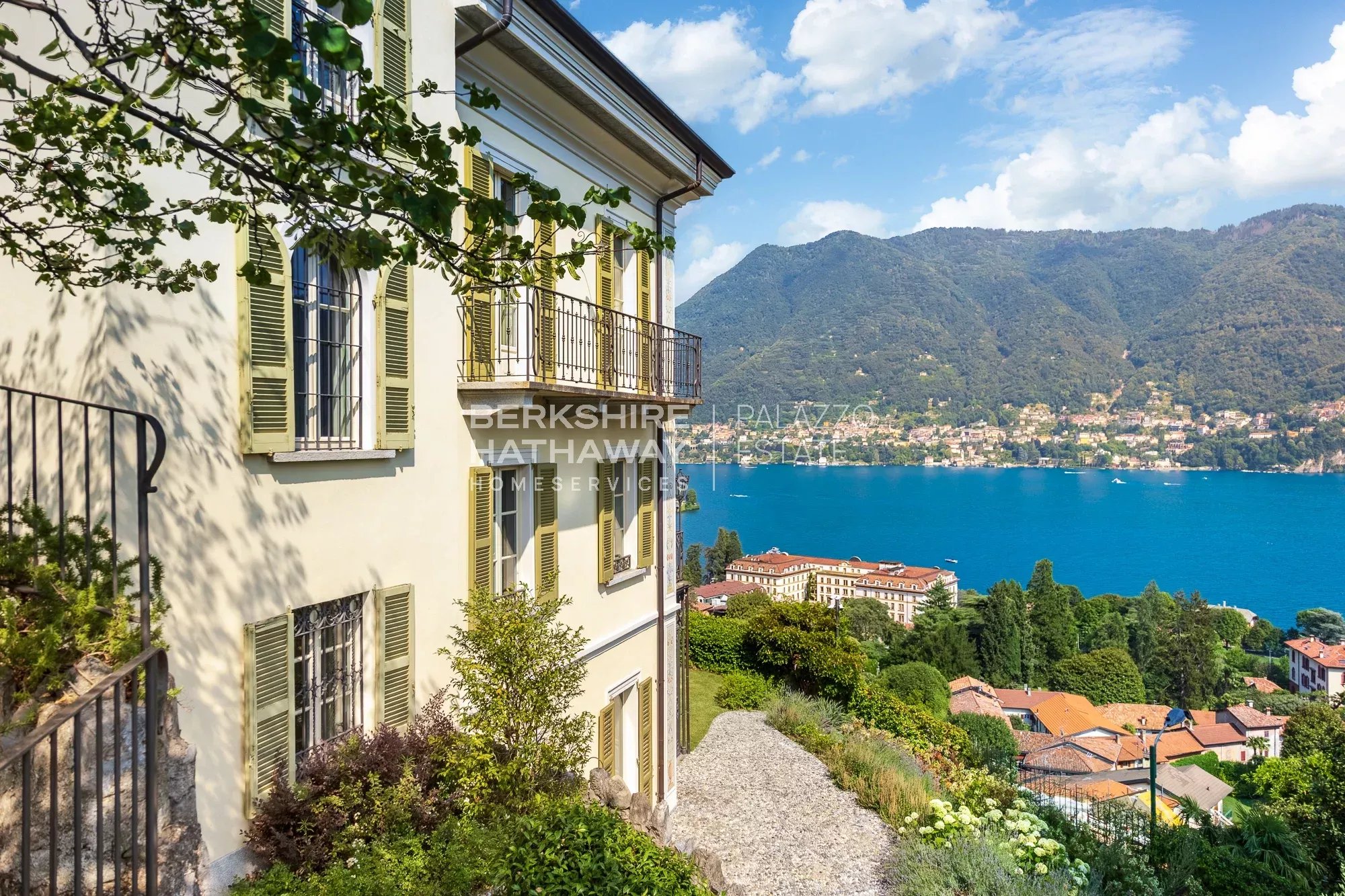 Elegante Dimora Liberty di Rappresentanza con Vista su Villa d’Este a Cernobbio, Lago di Como