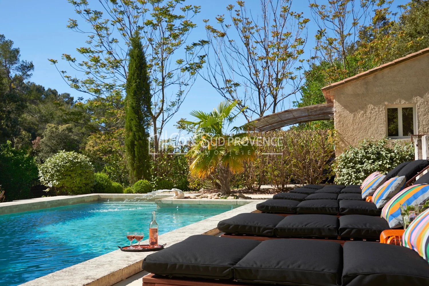 Agence immobilière de 