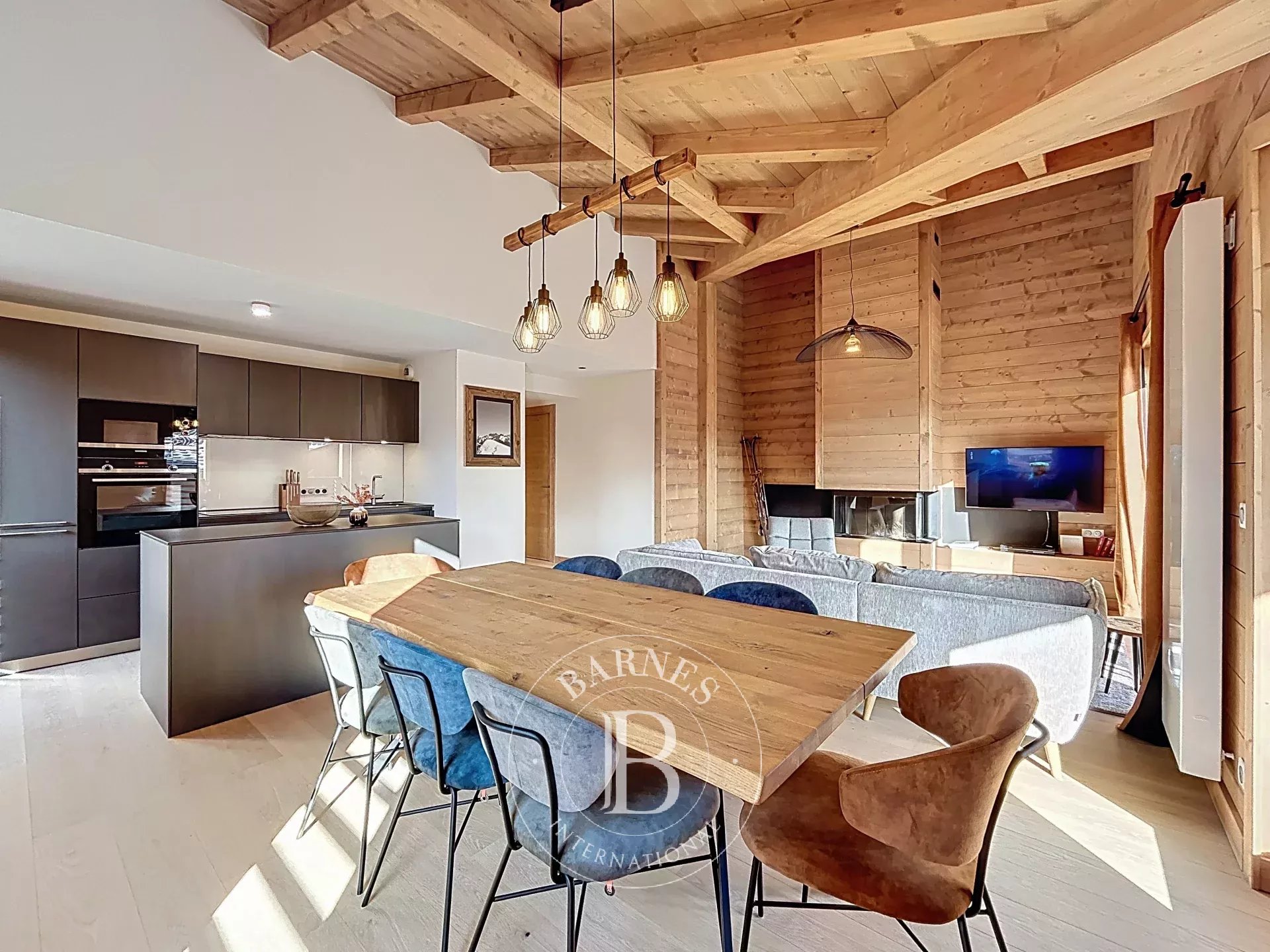 Photo of Les Gets – 118 sqm Duplex in the Heart of the Village – 3 Bedrooms + Mountain Sleeping Area