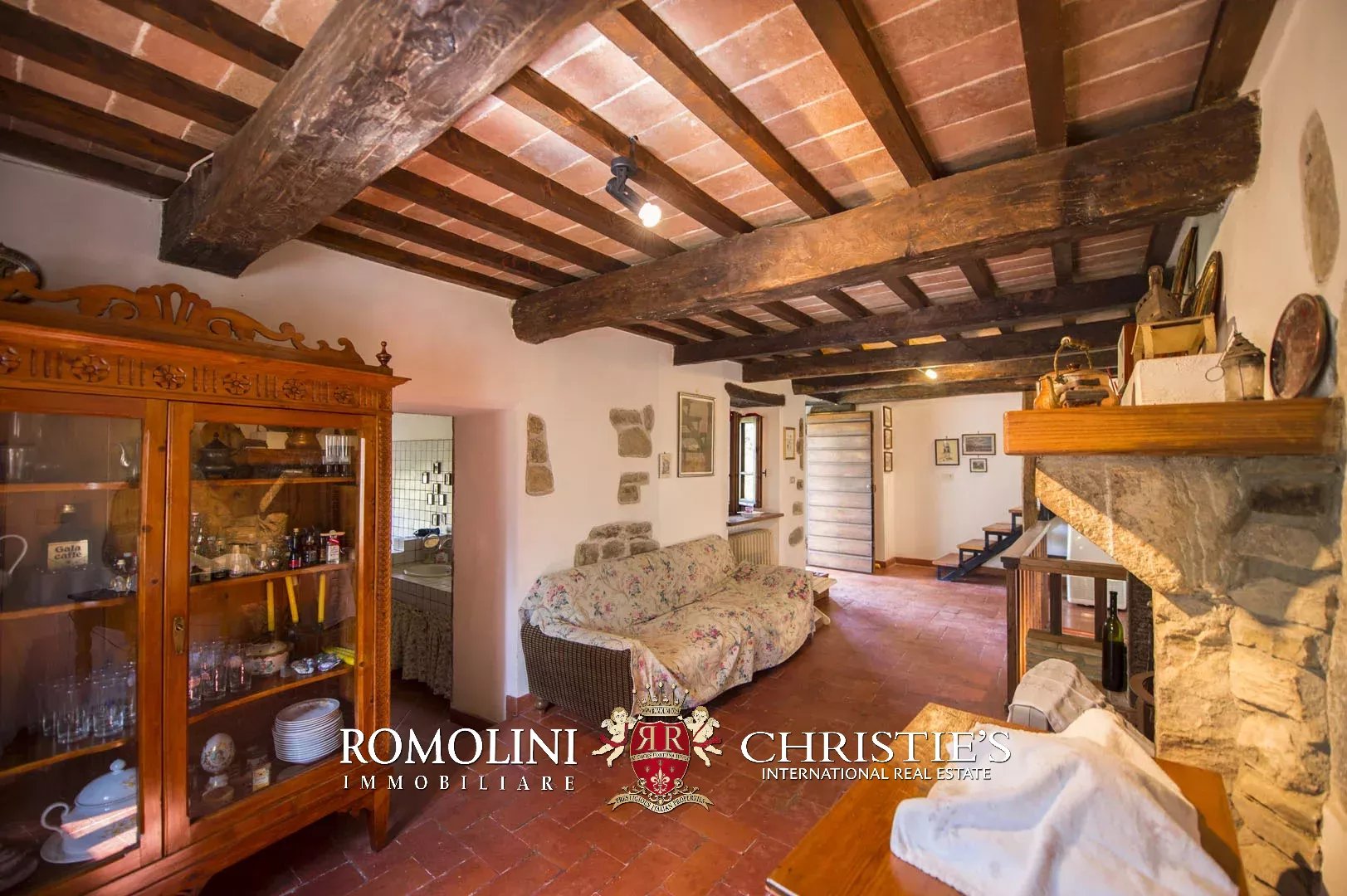 7 Bedroom Villa/Townhouse's Image 16