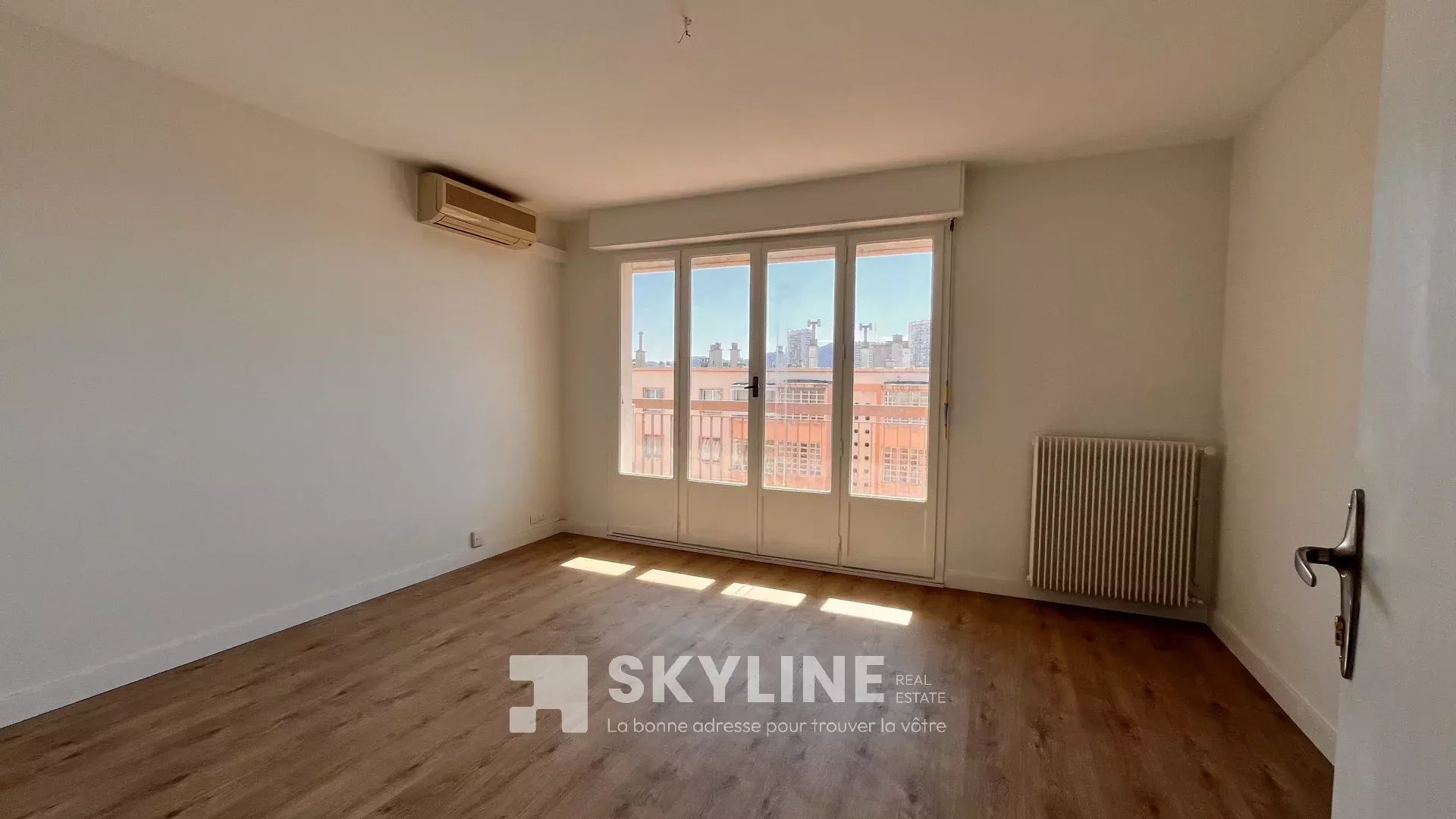 Appartement lumineux et spacieux T3 avec double balcon - idéal pour les familles