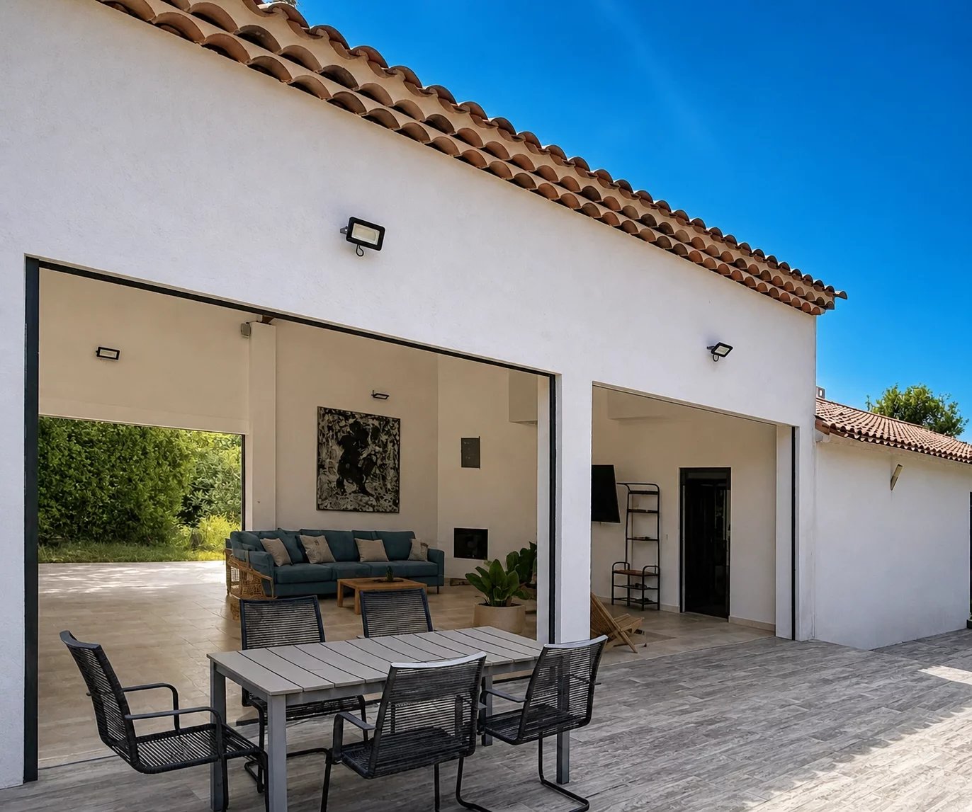 Exceptional Contemporary Estate with 3 Guest Houses
