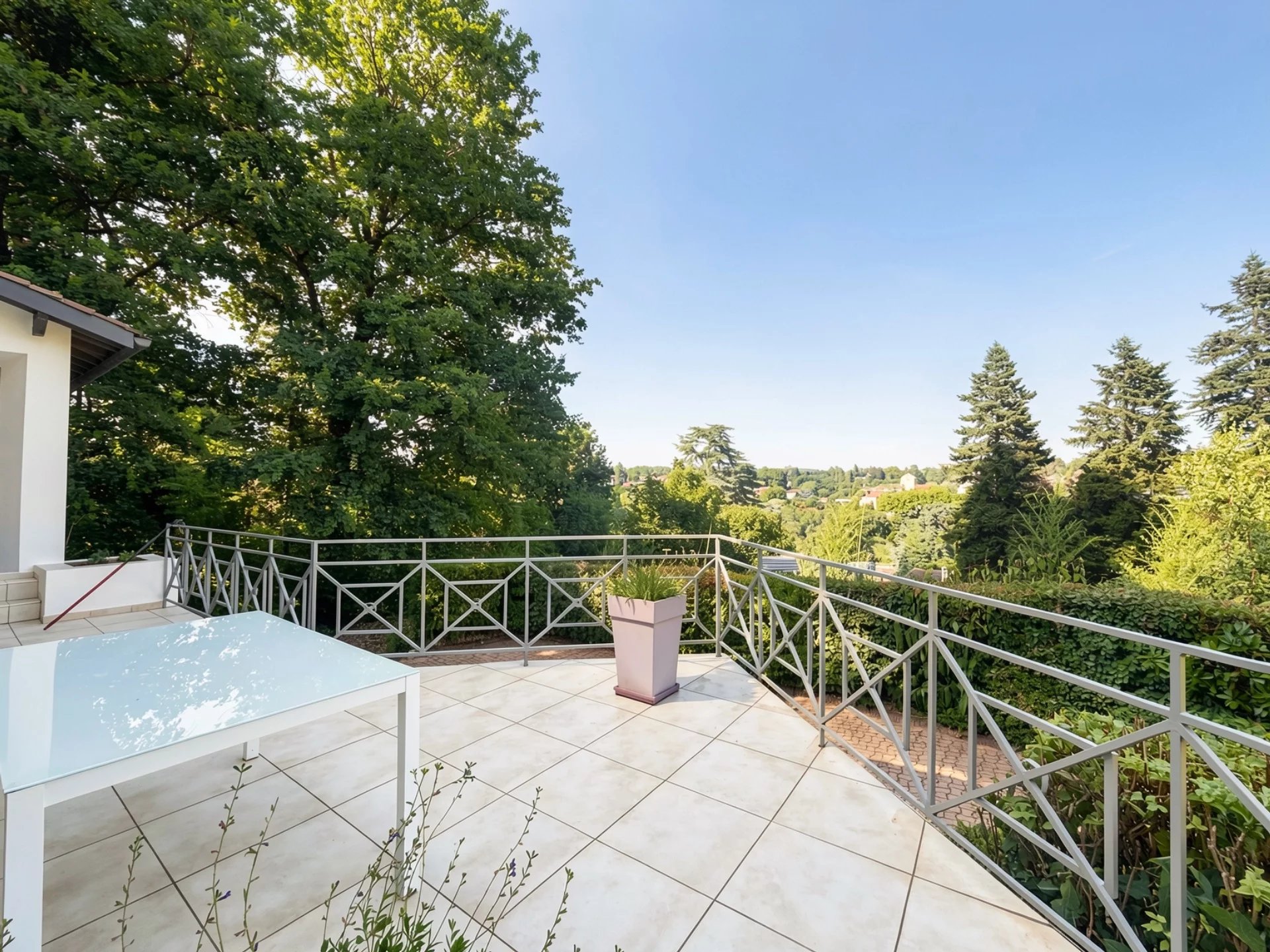 Maison d'architecte - Charbonnières-les-Bains — photo 4