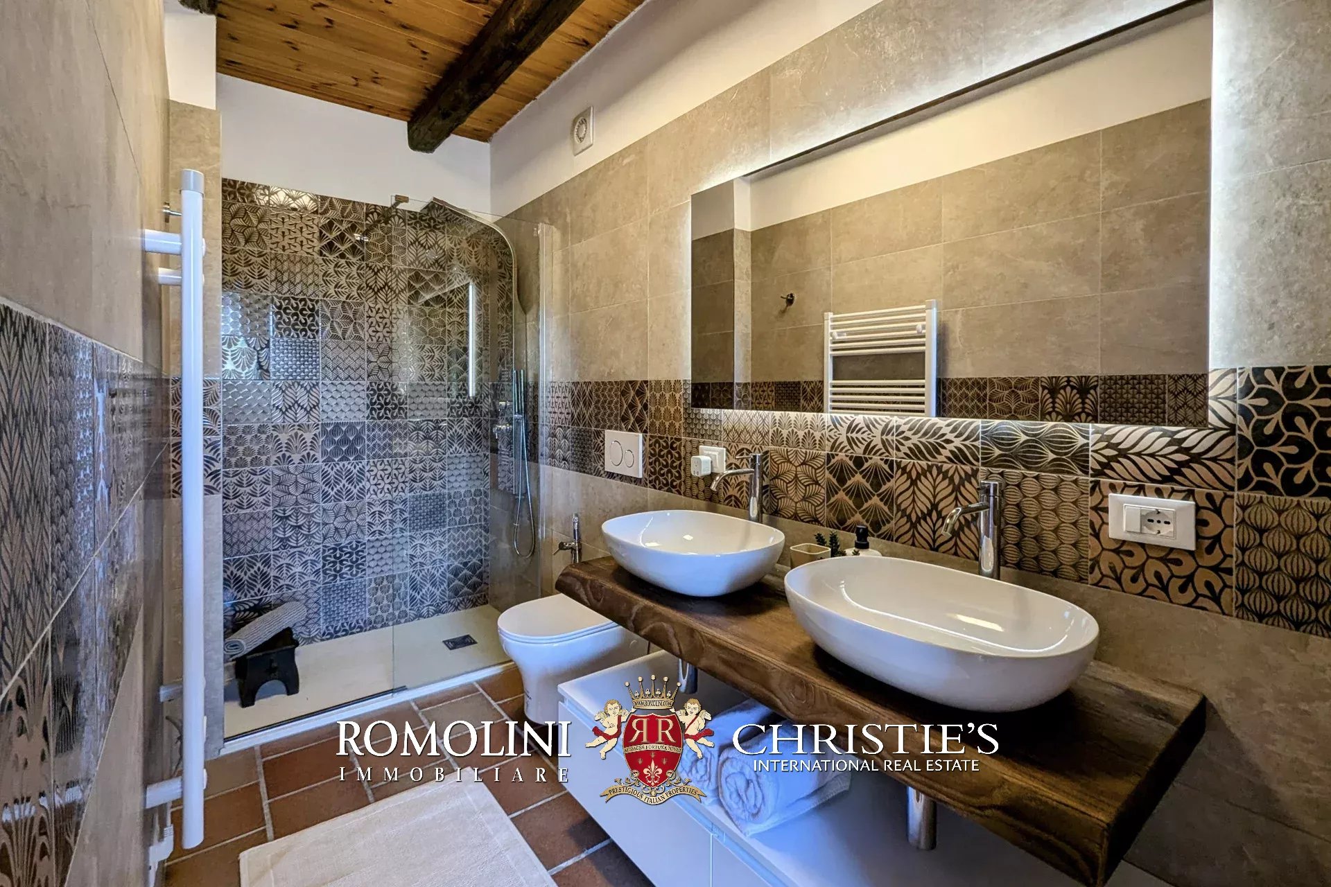 3 Bedroom Villa/Townhouse's Image 49