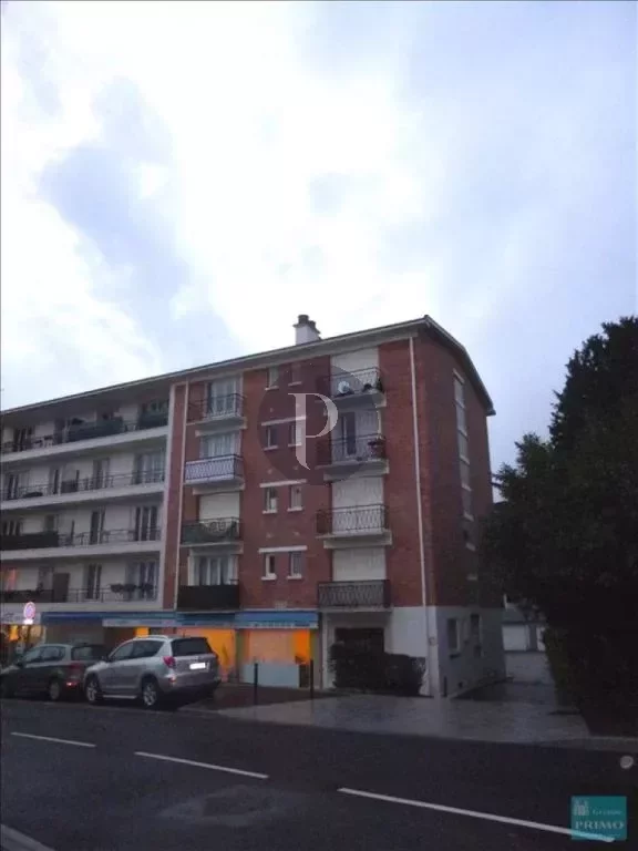 location-appartement-1-piece-le-plessis-robinson-83867413