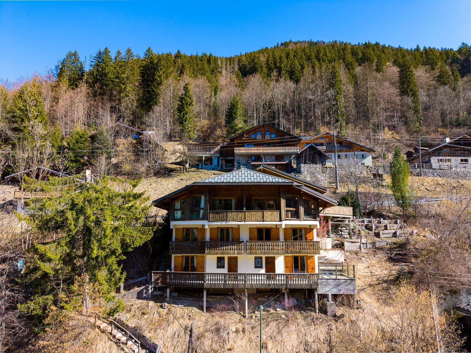 Photo of MORZINE - Ski-in ski-out chalet with renovation potential