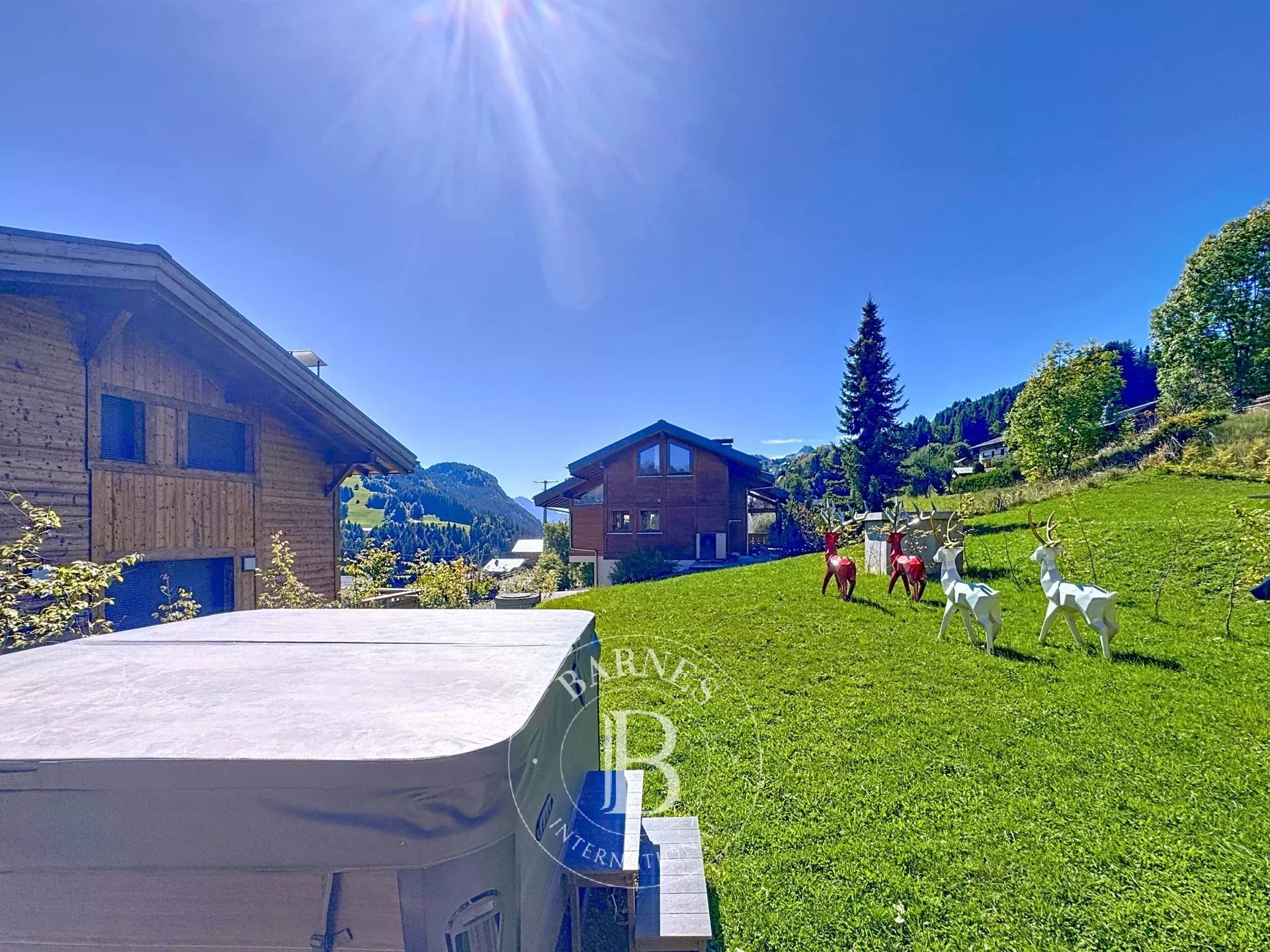 Photo of Les Gets - Apartment 2 bedrooms on suite - 72 sqm - Garden - Very light