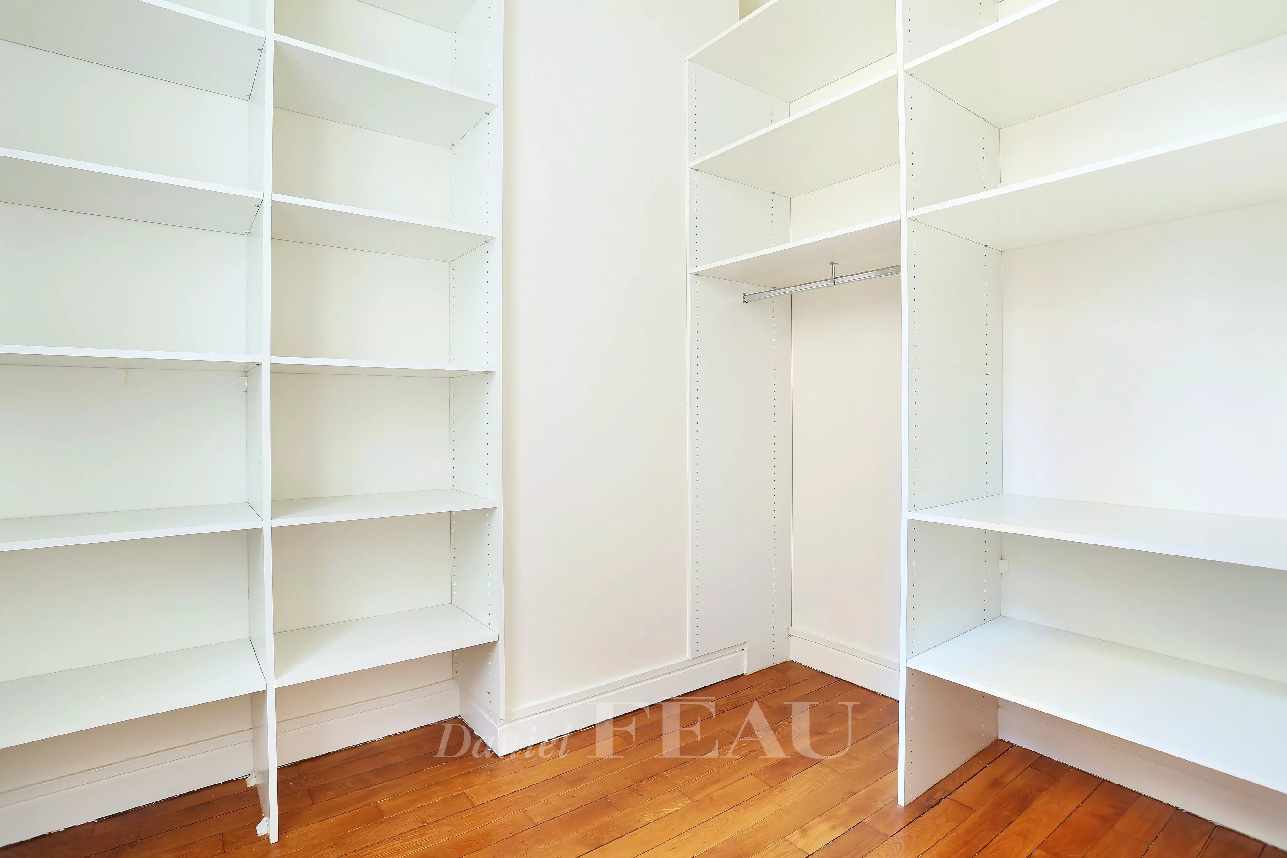 Rental Apartment Paris 16th