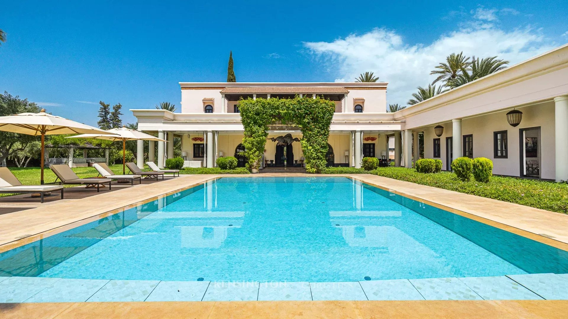 6 Bedroom Villa/Townhouse's Image 97