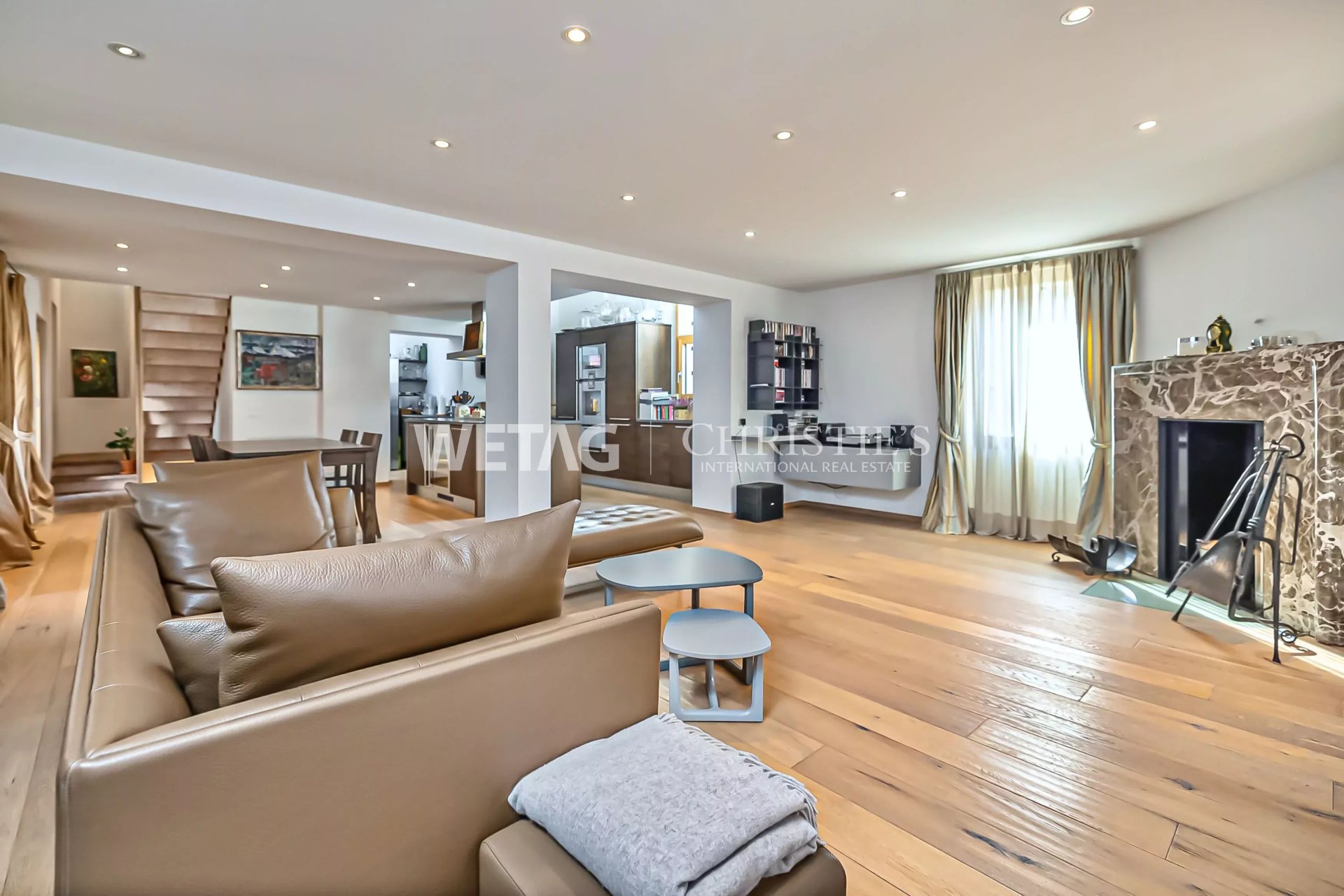 4 Bedroom Villa/Townhouse's Image 6