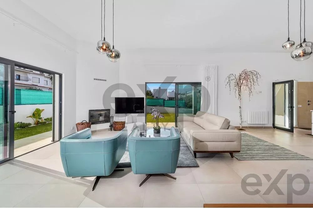 New T4 villa 5 min from Beach. 85948859 image 5