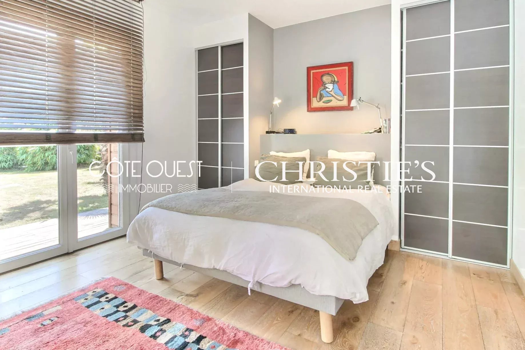 5 Bedroom Villa/Townhouse's Image 8