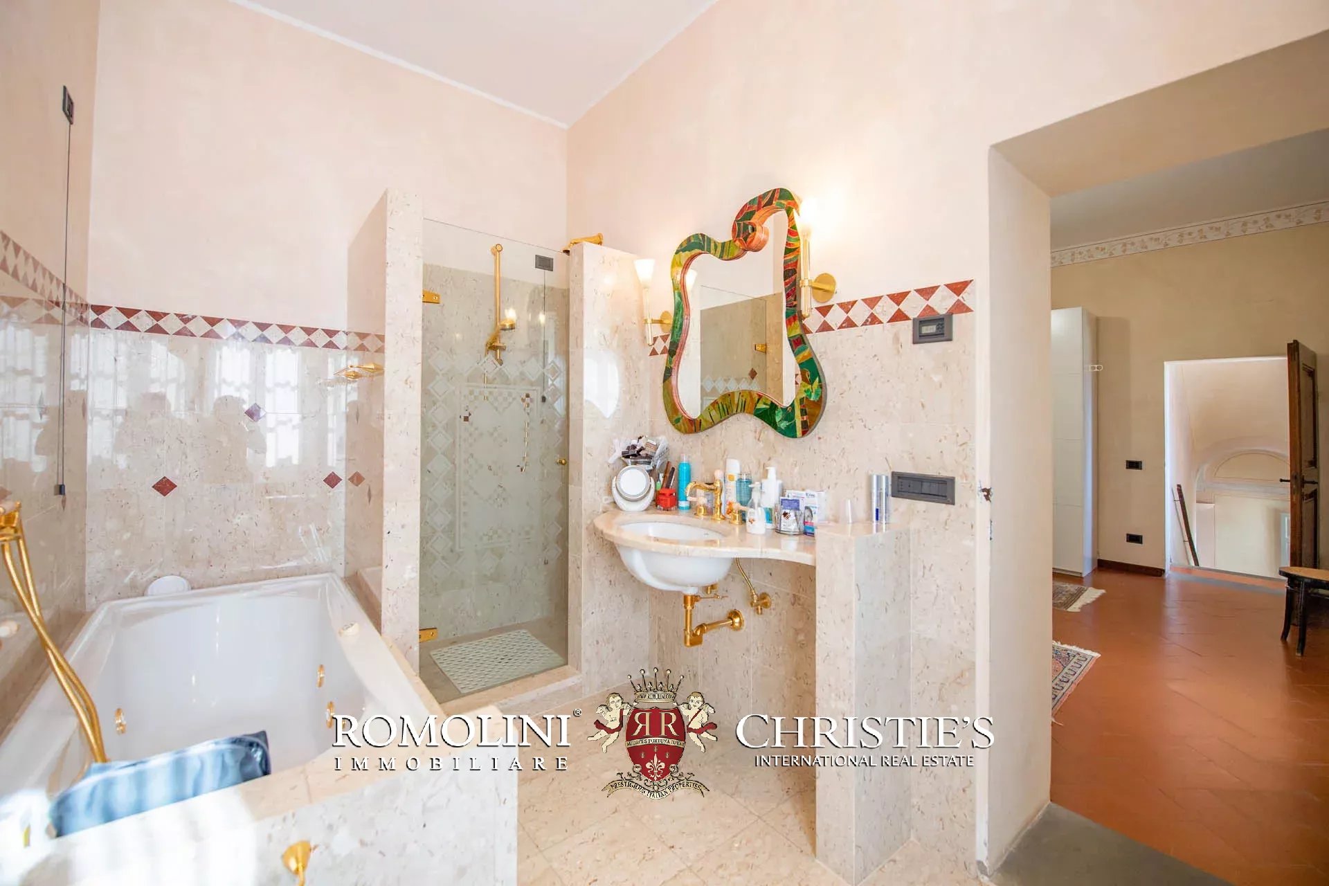 9 Bedroom Chateau's Image 55