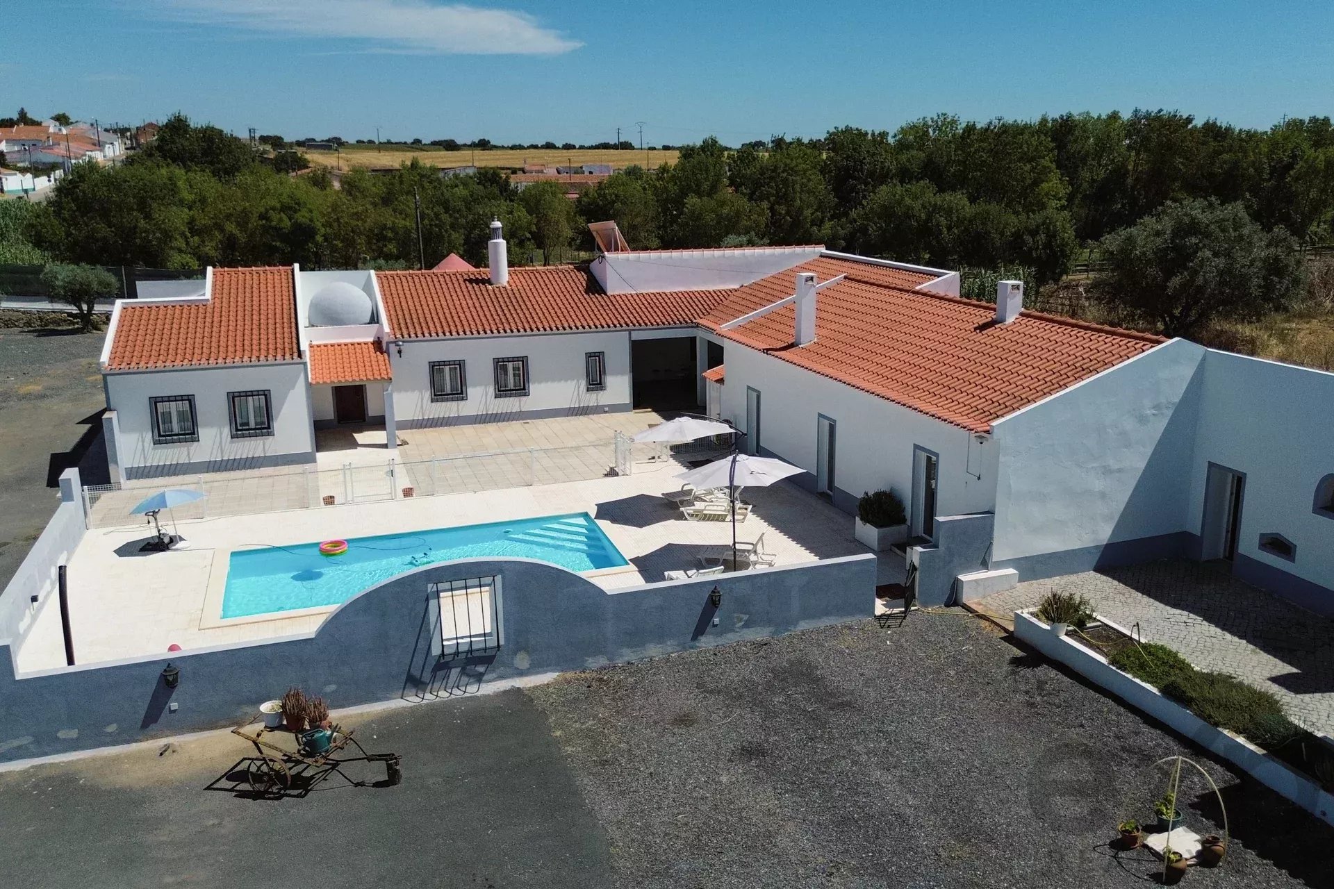 Luxury Equestrian Property + Guest House 85992157 image 12