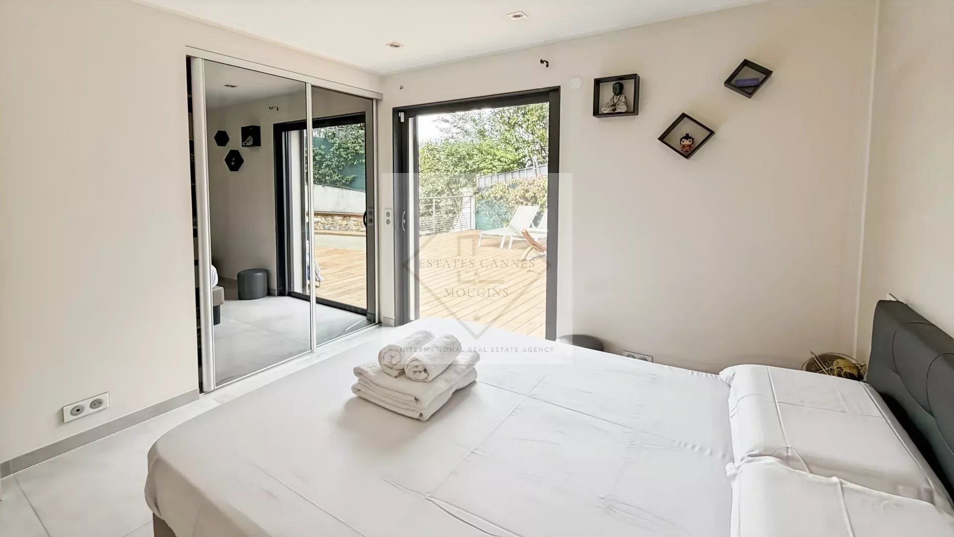 Villa moderne – vue collines, proche Cannes — photo 8